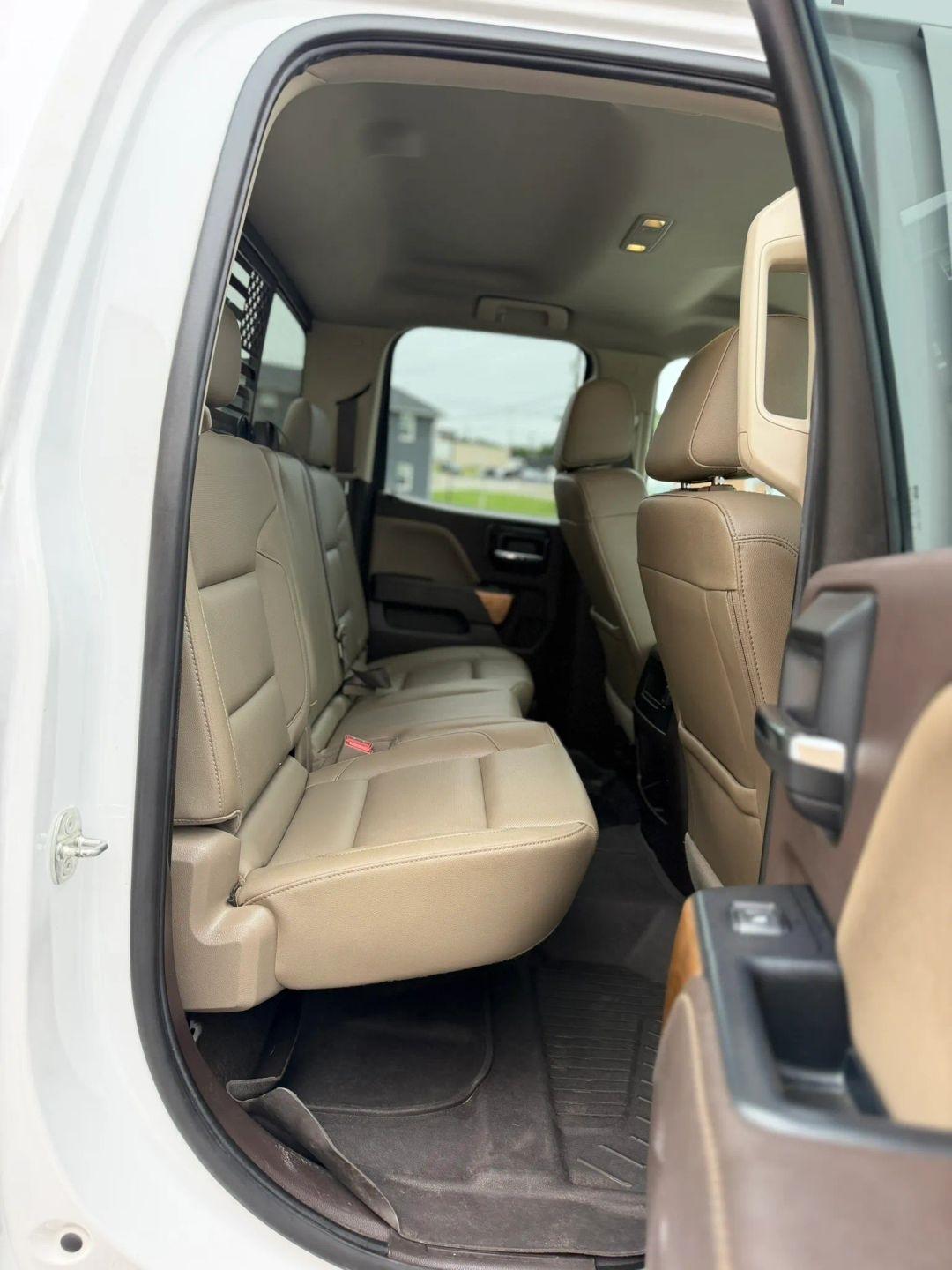Chevrolet Silverado 1500 4WD Double Cab 143.5" LTZ w/1LZ 2017
