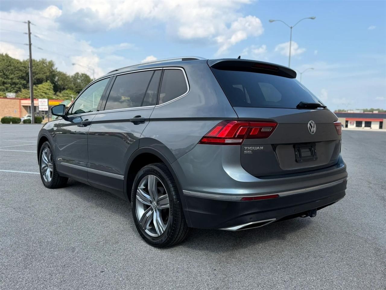 Volkswagen Tiguan 2.0T SEL Premium FWD 2018