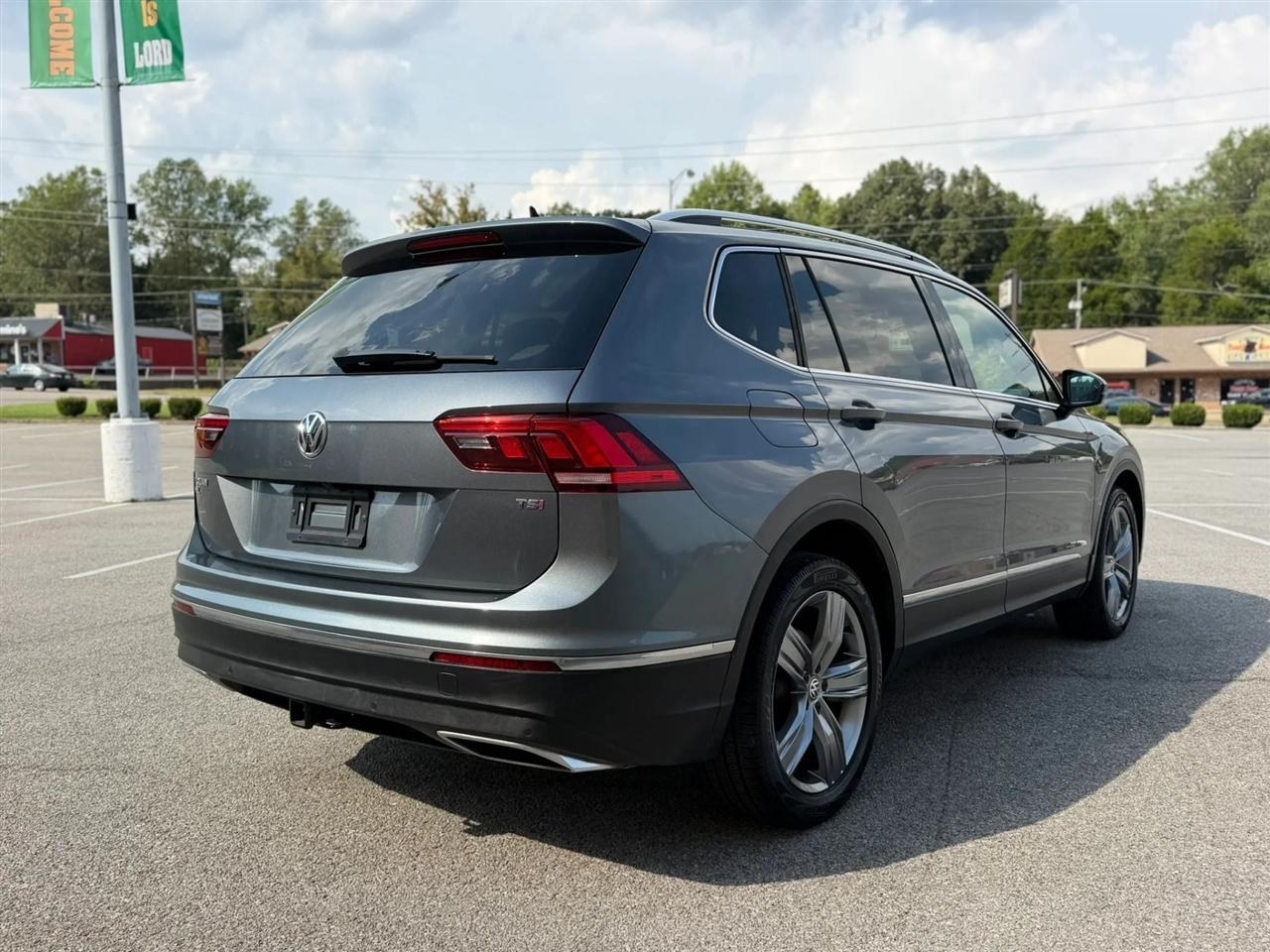 Volkswagen Tiguan 2.0T SEL Premium FWD 2018
