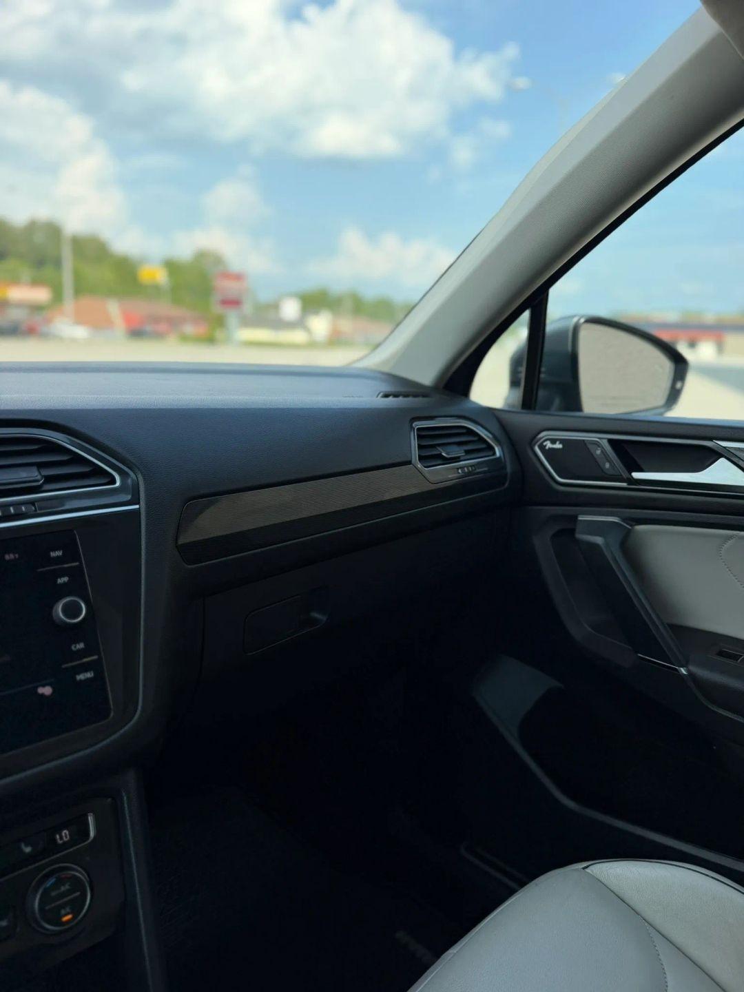 Volkswagen Tiguan 2.0T SEL Premium FWD 2018