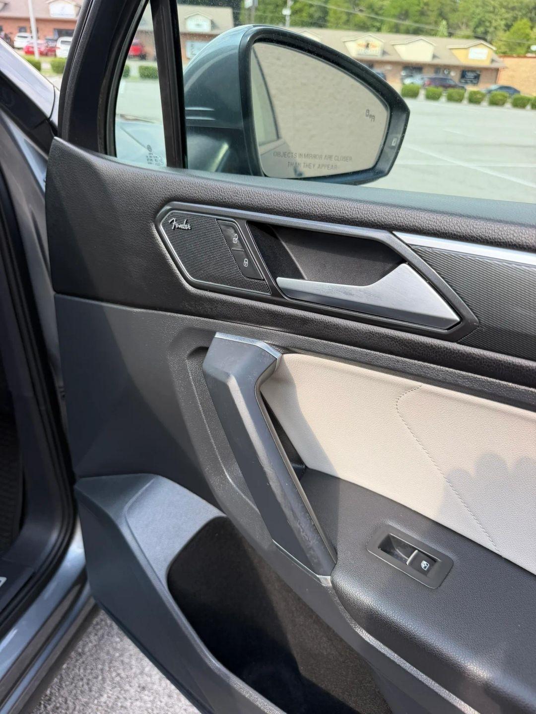 Volkswagen Tiguan 2.0T SEL Premium FWD 2018