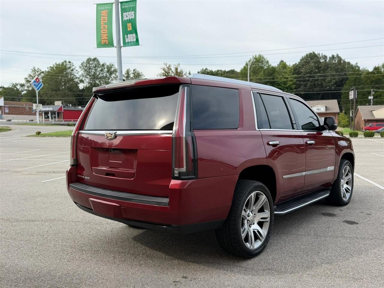 Cadillac Escalade 4WD 4dr Luxury 2017