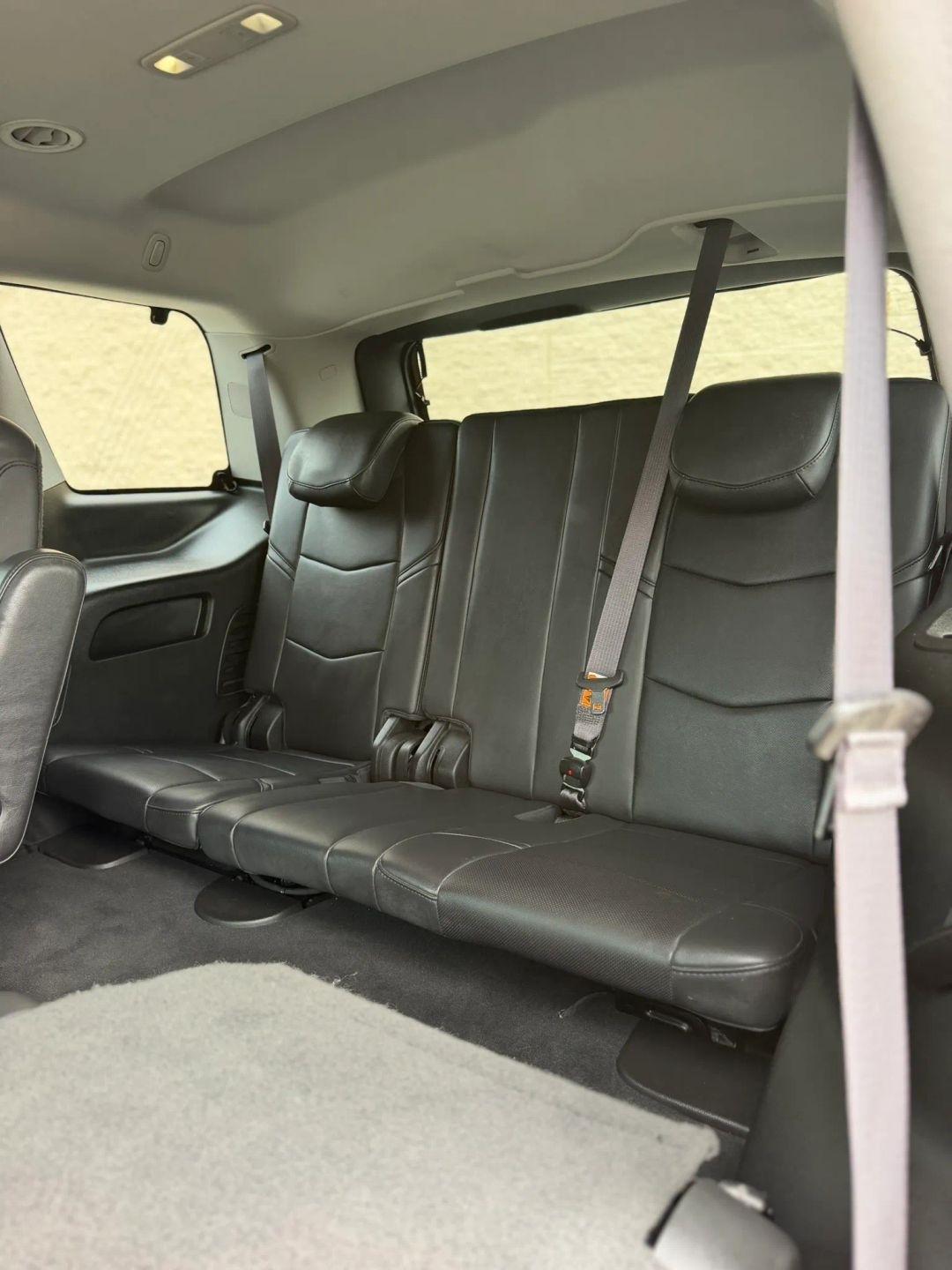 Cadillac Escalade 4WD 4dr Luxury 2017