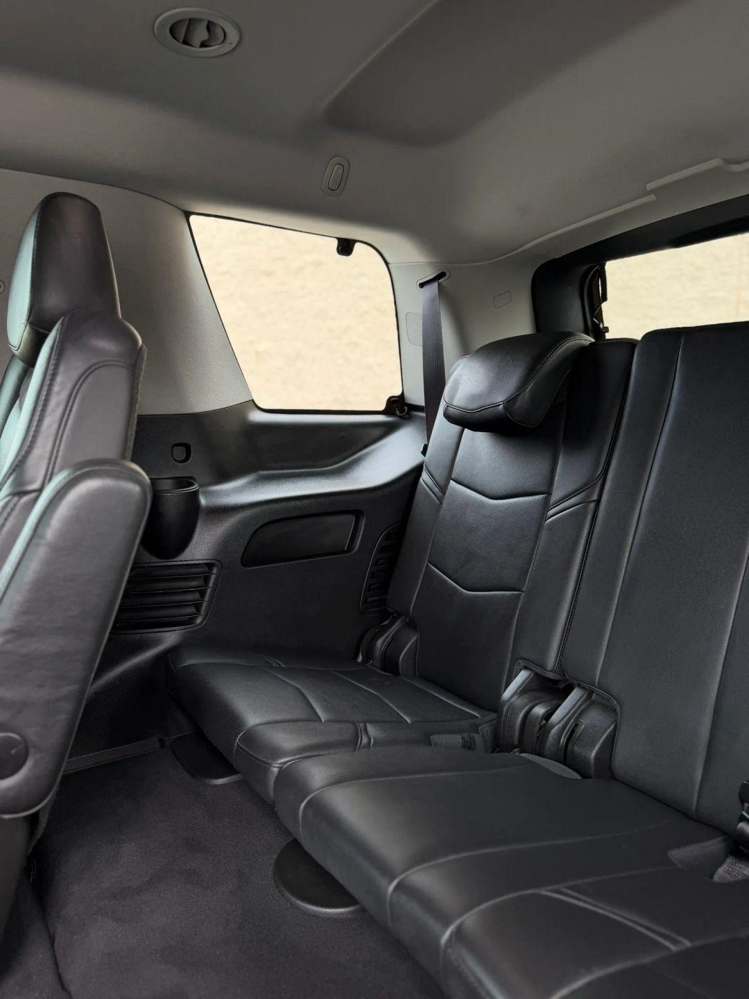 Cadillac Escalade 4WD 4dr Luxury 2017
