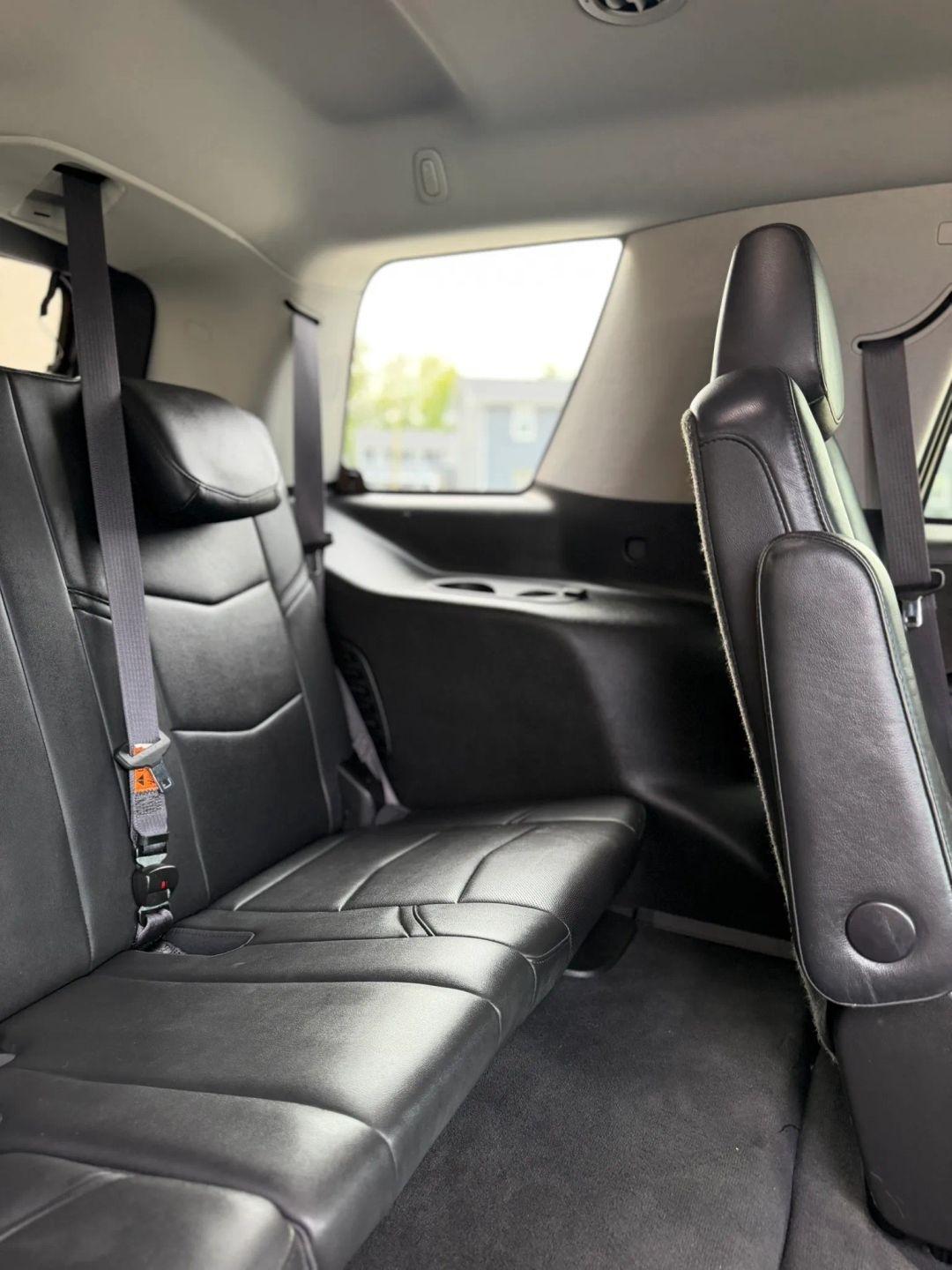 Cadillac Escalade 4WD 4dr Luxury 2017