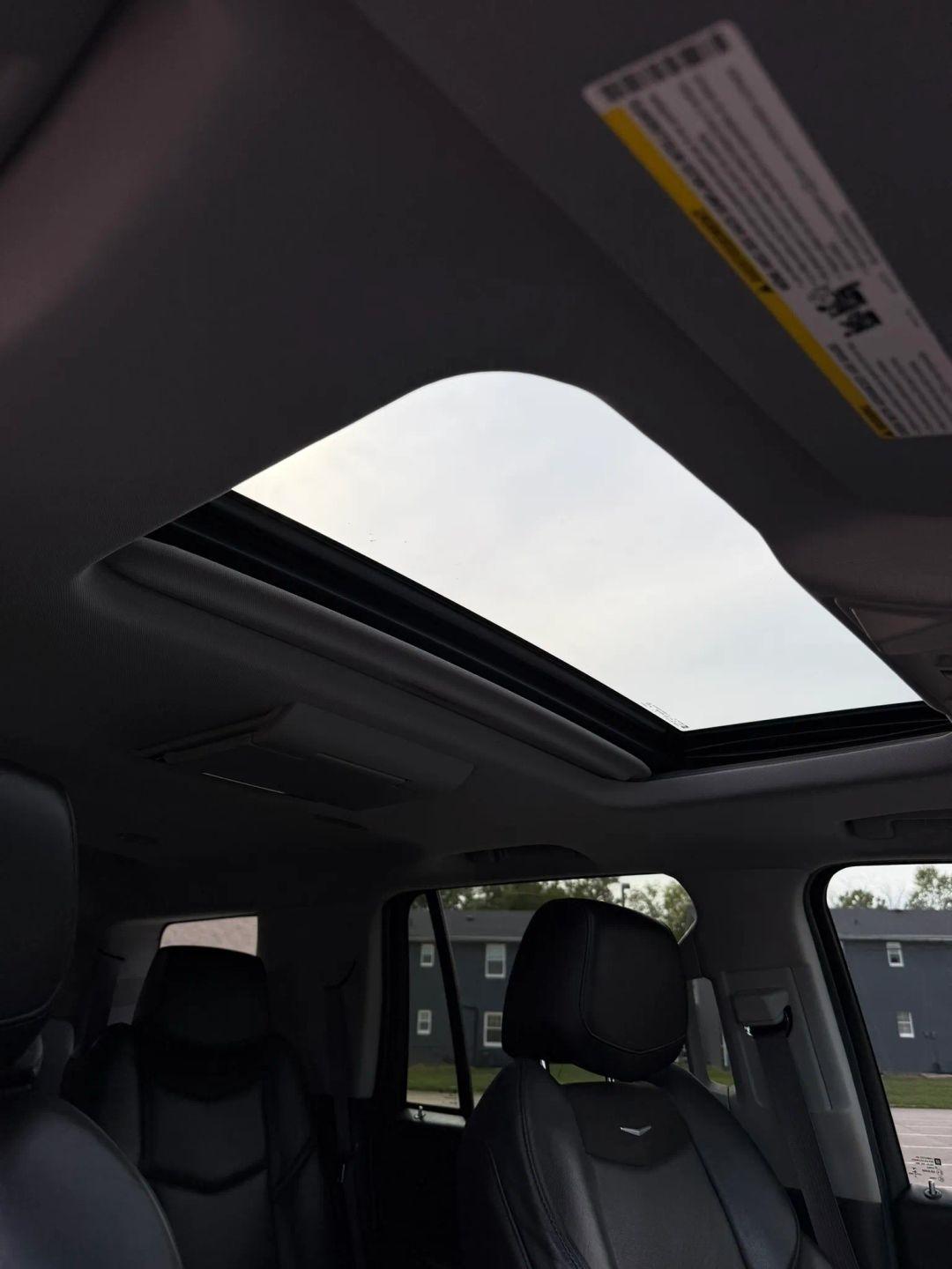 Cadillac Escalade 4WD 4dr Luxury 2017