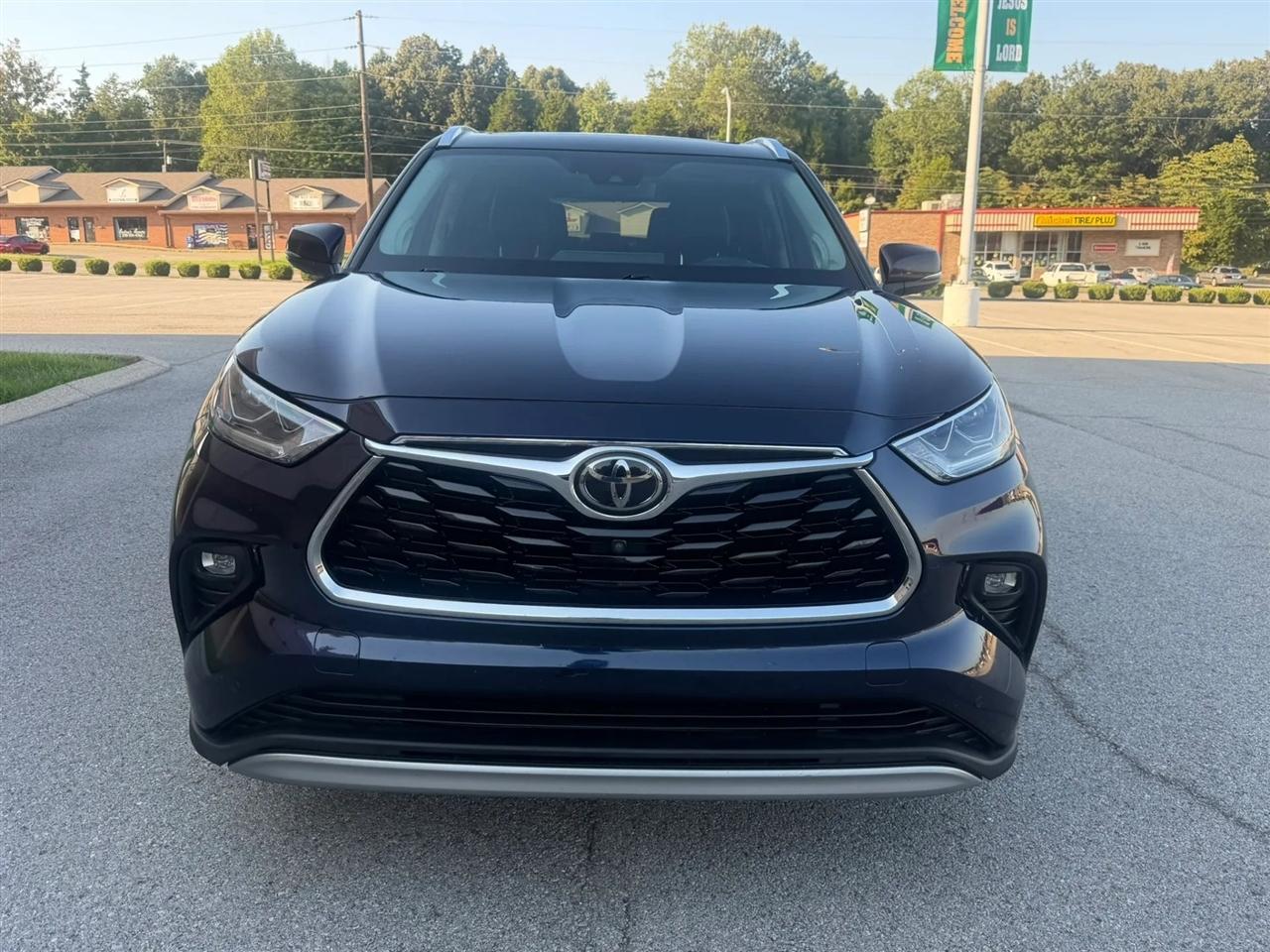 Toyota Highlander Platinum AWD (Natl) 2021