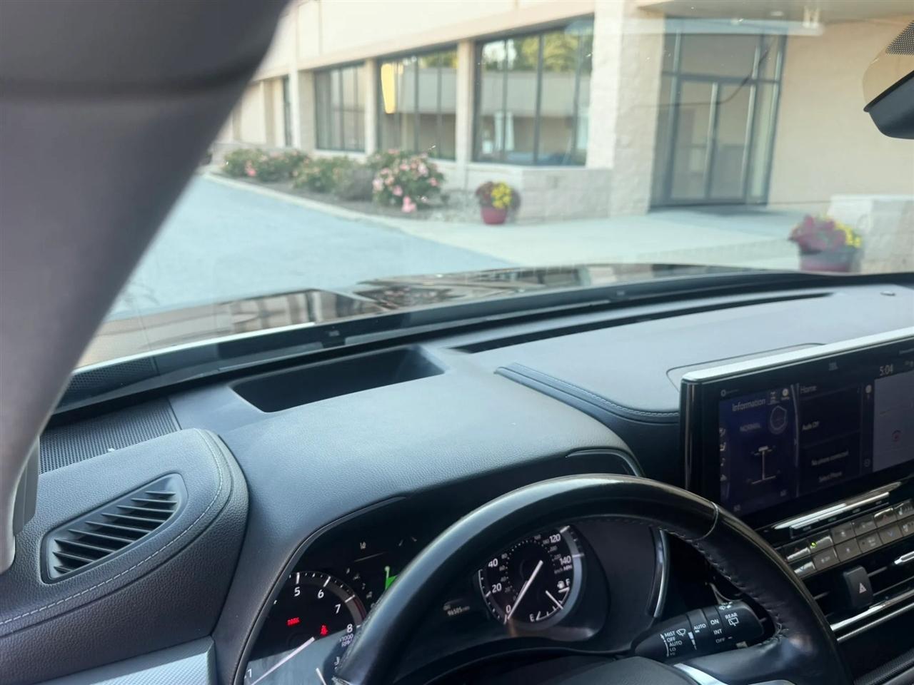 Toyota Highlander Platinum AWD (Natl) 2021