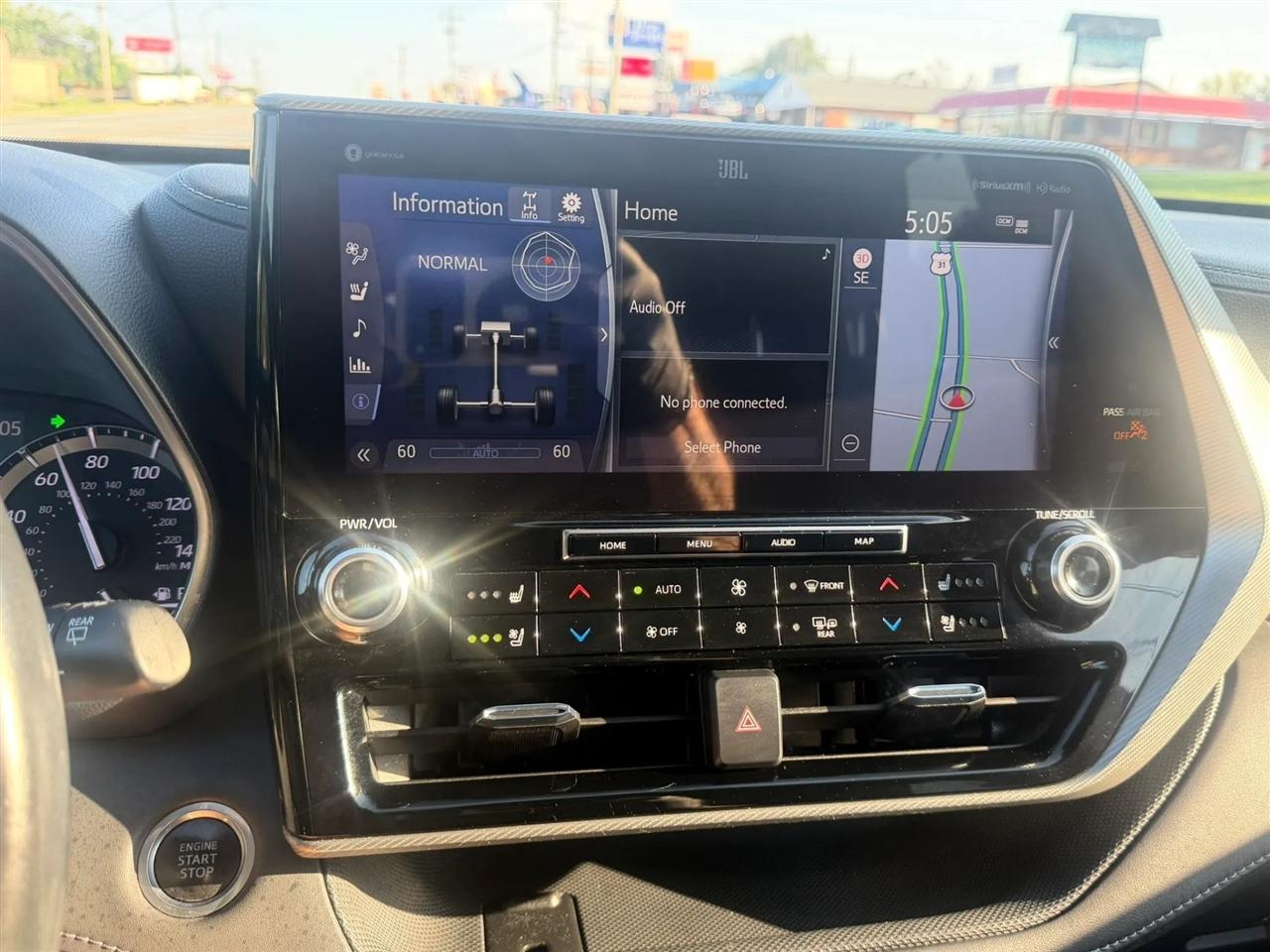 Toyota Highlander Platinum AWD (Natl) 2021