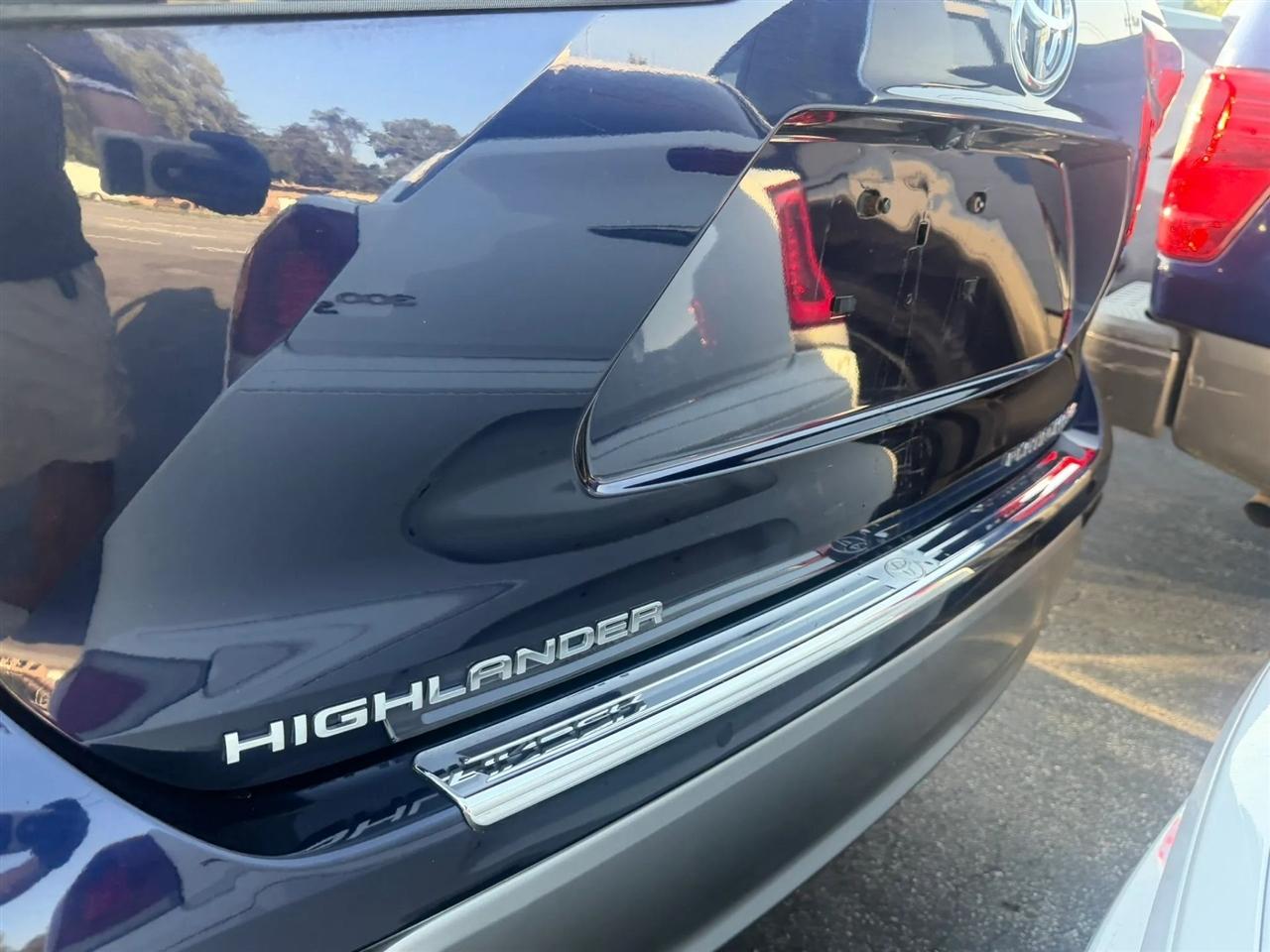 Toyota Highlander Platinum AWD (Natl) 2021