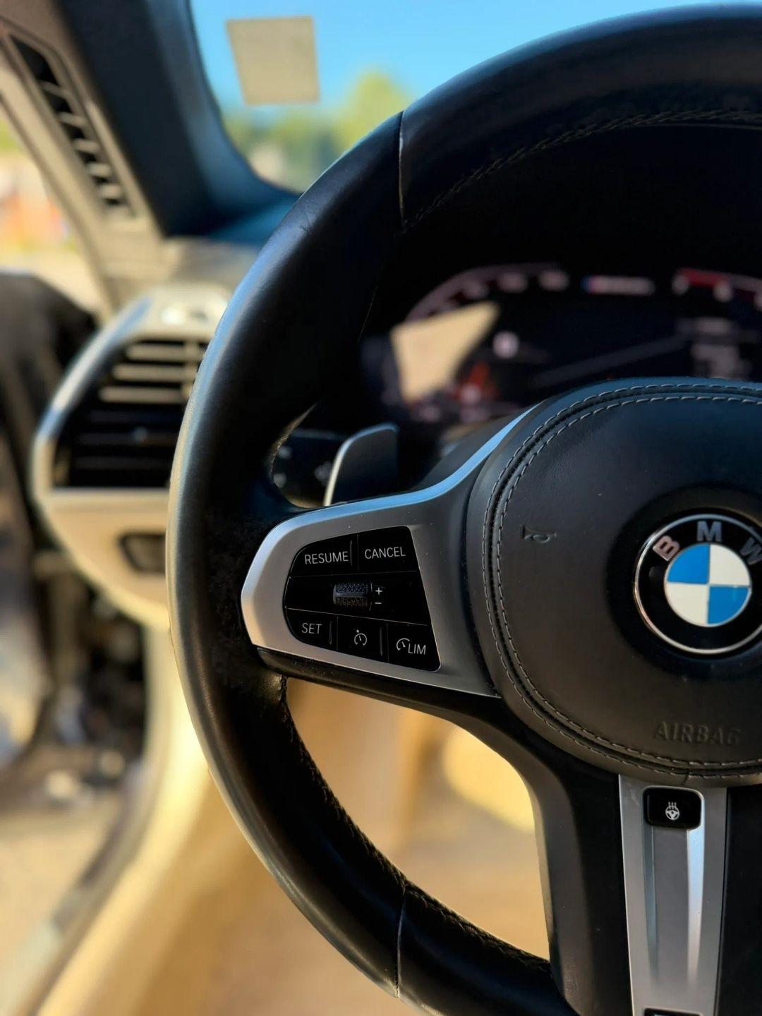 BMW 8 Series M850i xDrive Convertible 2019