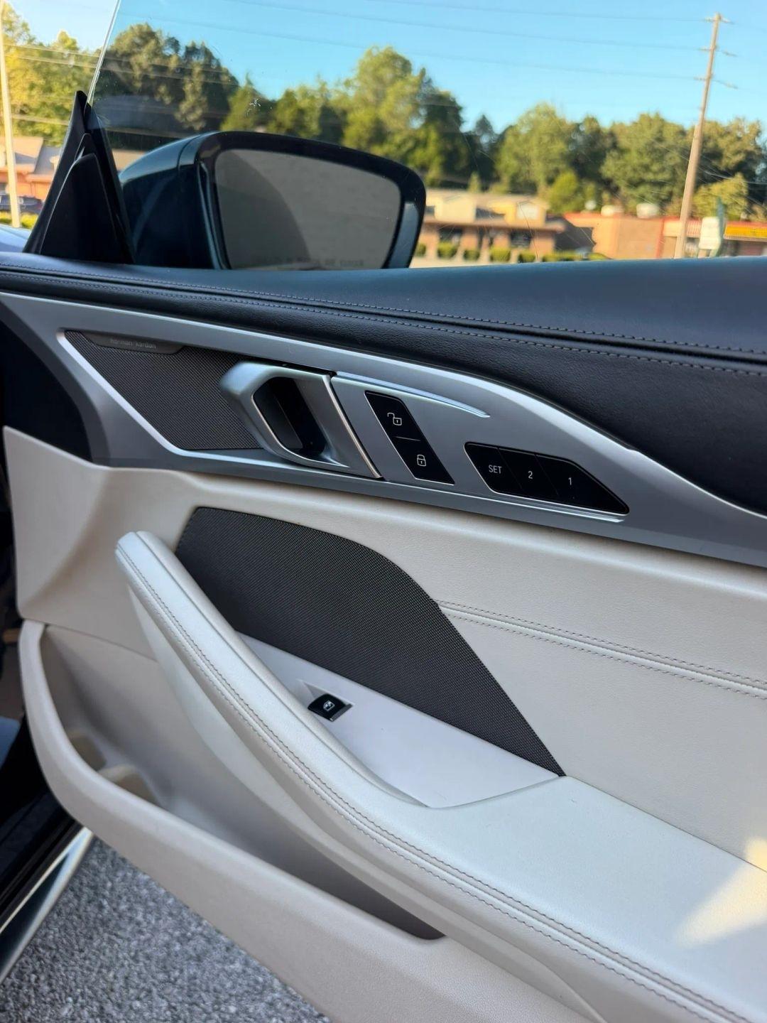 BMW 8 Series M850i xDrive Convertible 2019