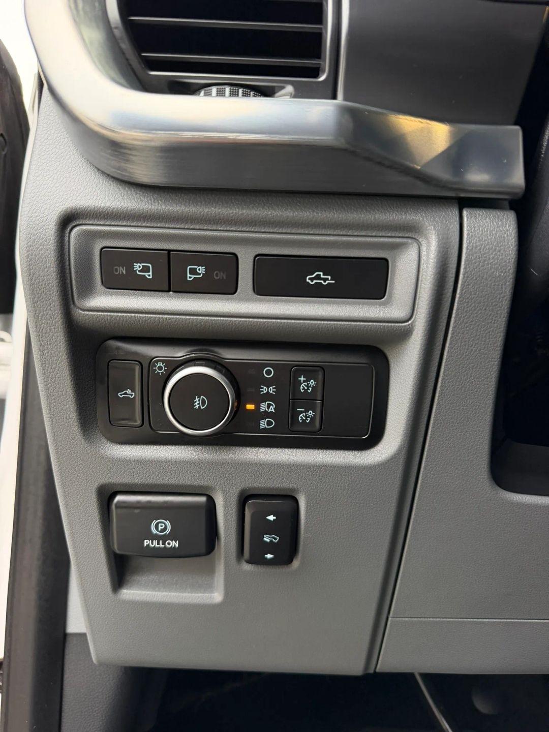 Ford F-150 Lariat 4WD SuperCrew 5.5' Box 2021