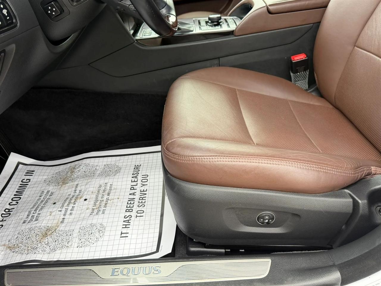 Hyundai Equus 4dr Sdn Signature 2014