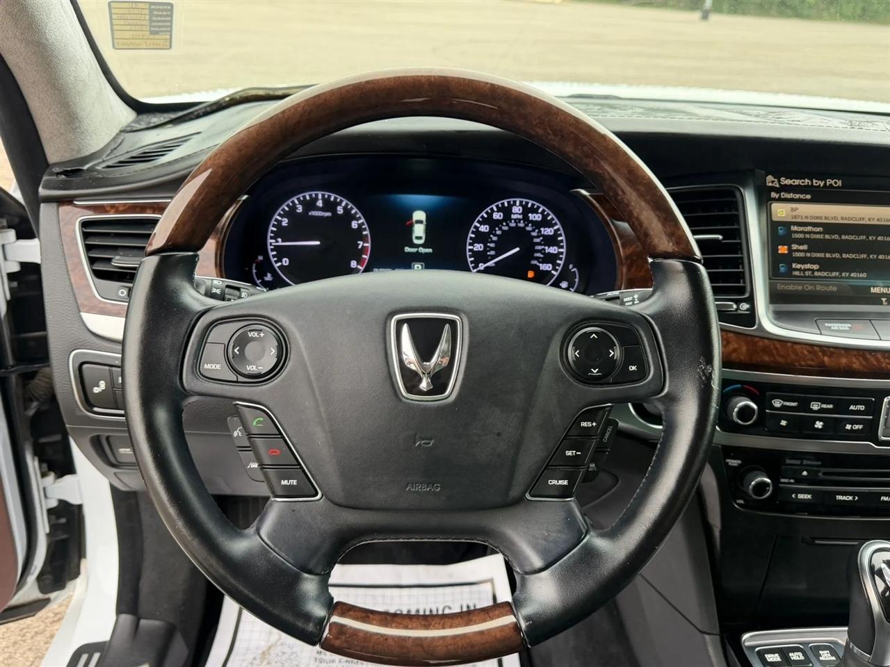 Hyundai Equus 4dr Sdn Signature 2014