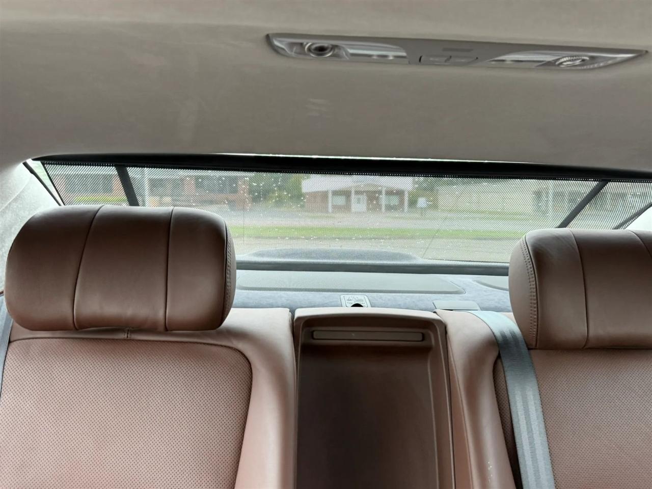 Hyundai Equus 4dr Sdn Signature 2014
