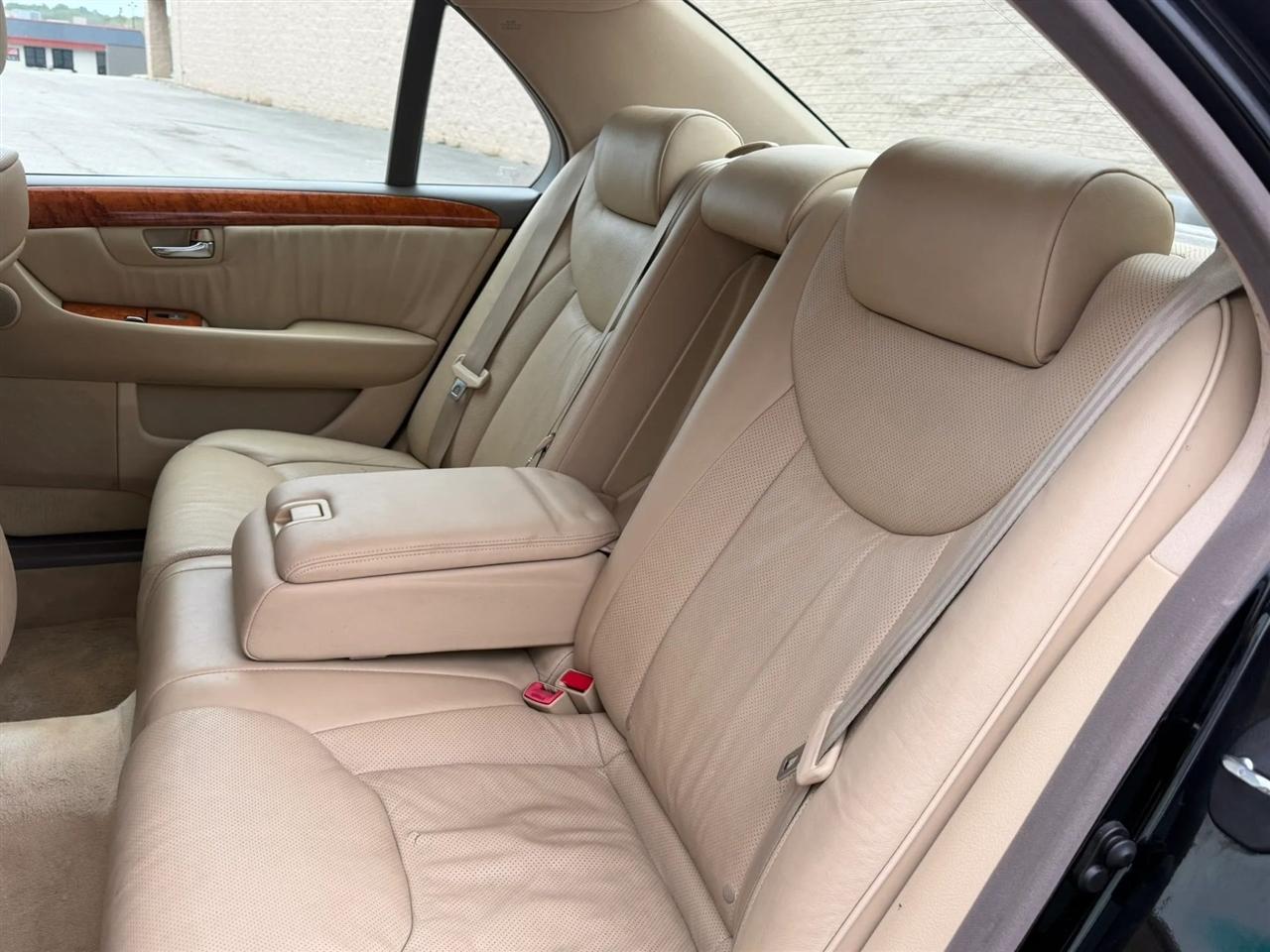 Lexus LS 430 4dr Sdn 2006