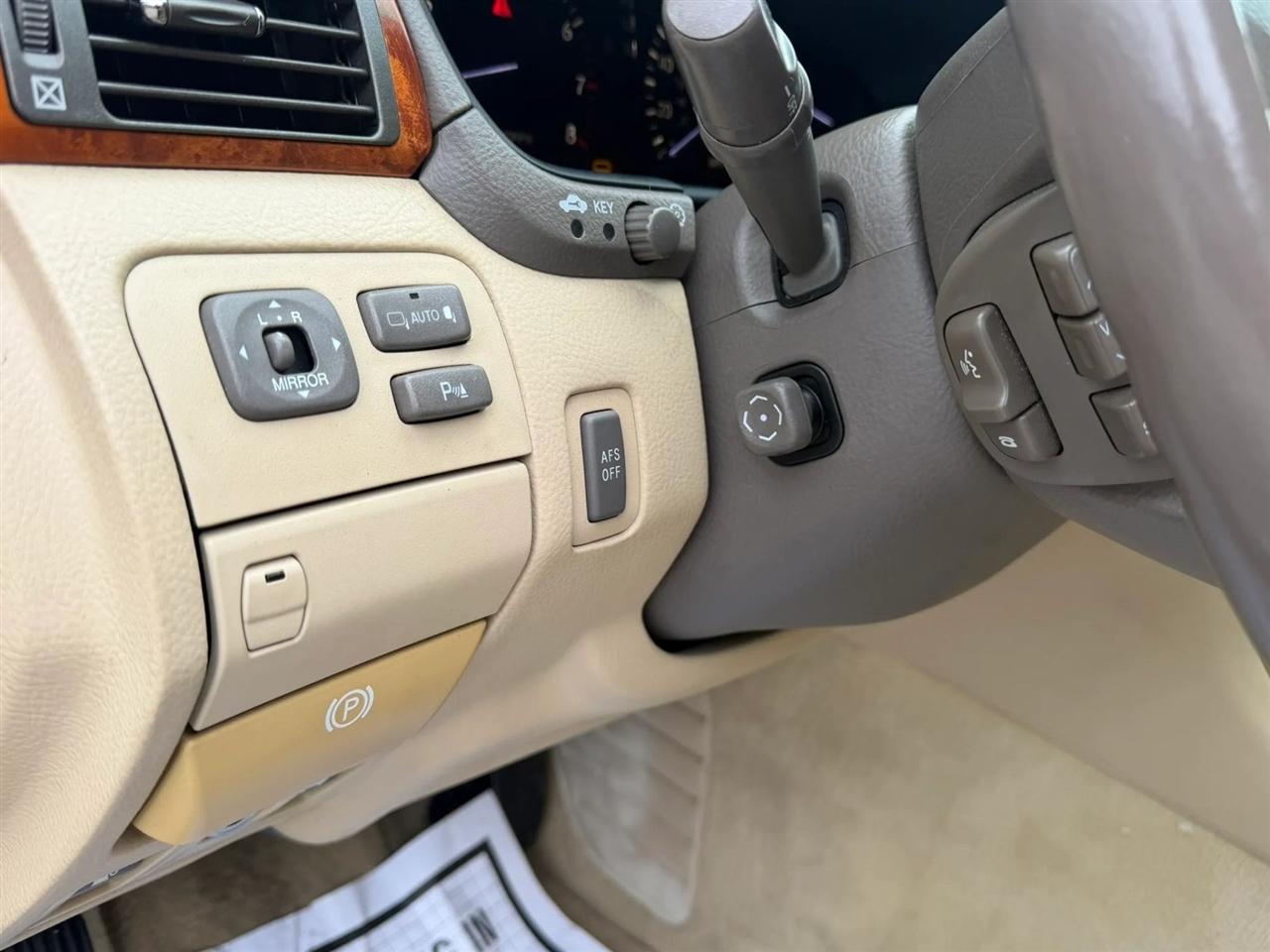 Lexus LS 430 4dr Sdn 2006