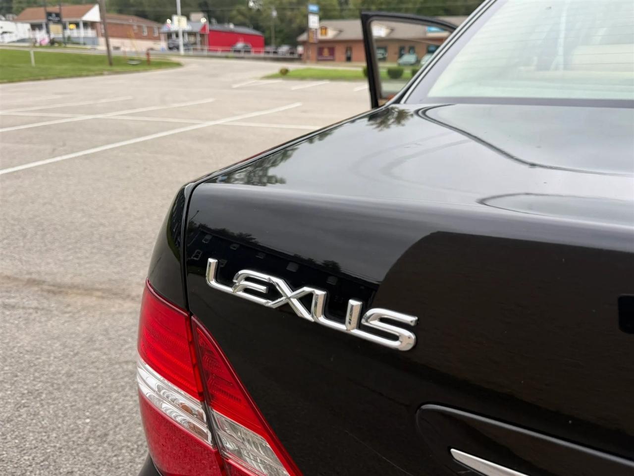 Lexus LS 430 4dr Sdn 2006