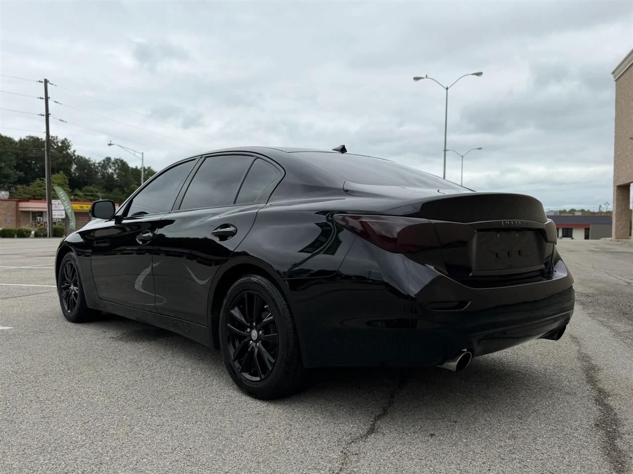 Infiniti Q50 4dr Sdn 2.0t Premium AWD 2016