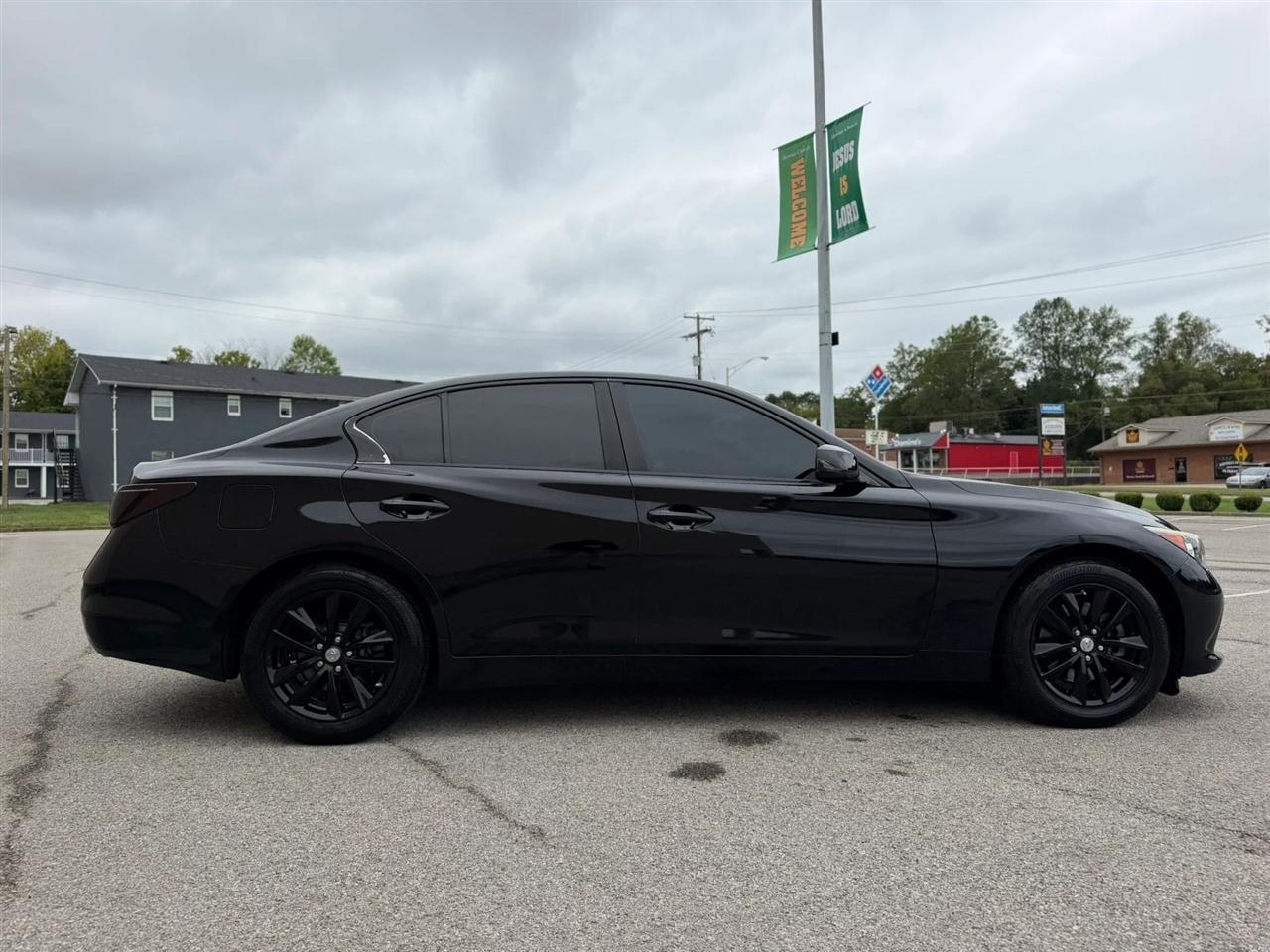 Infiniti Q50 4dr Sdn 2.0t Premium AWD 2016