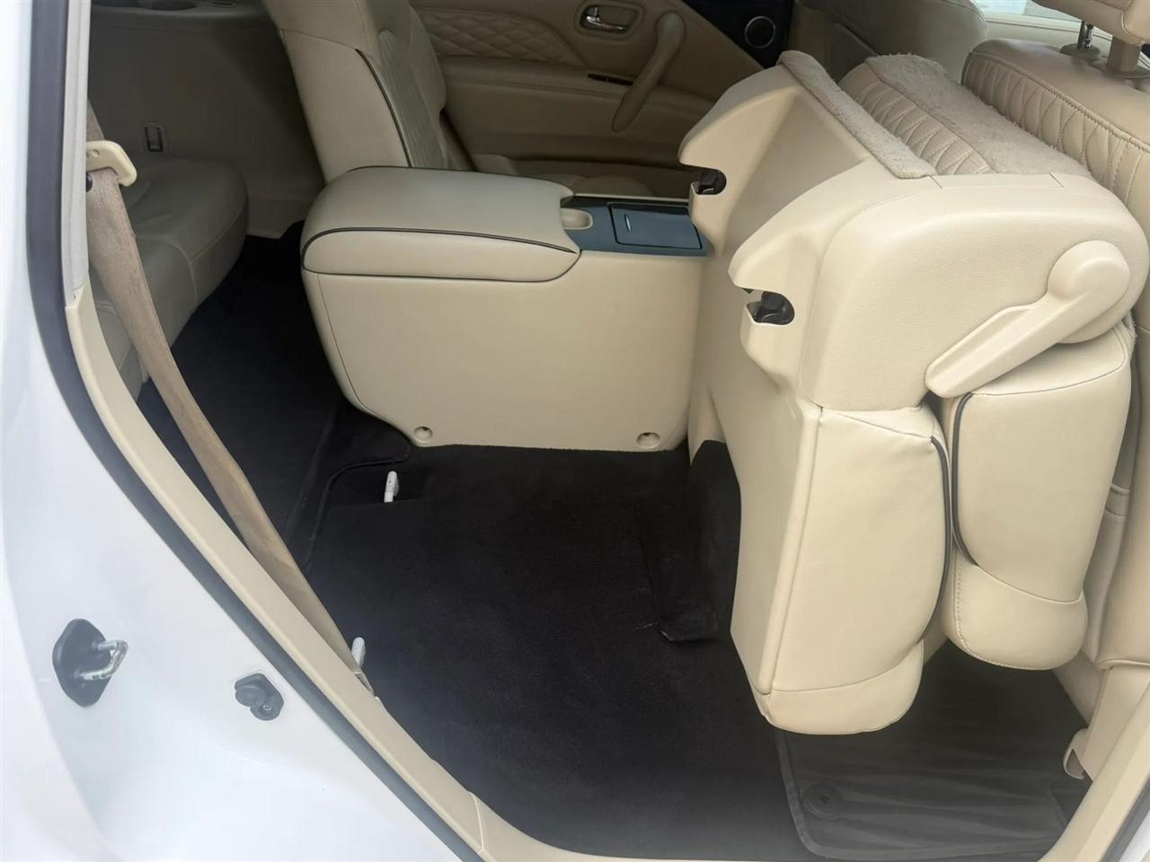 Infiniti QX80 LUXE AWD 2019