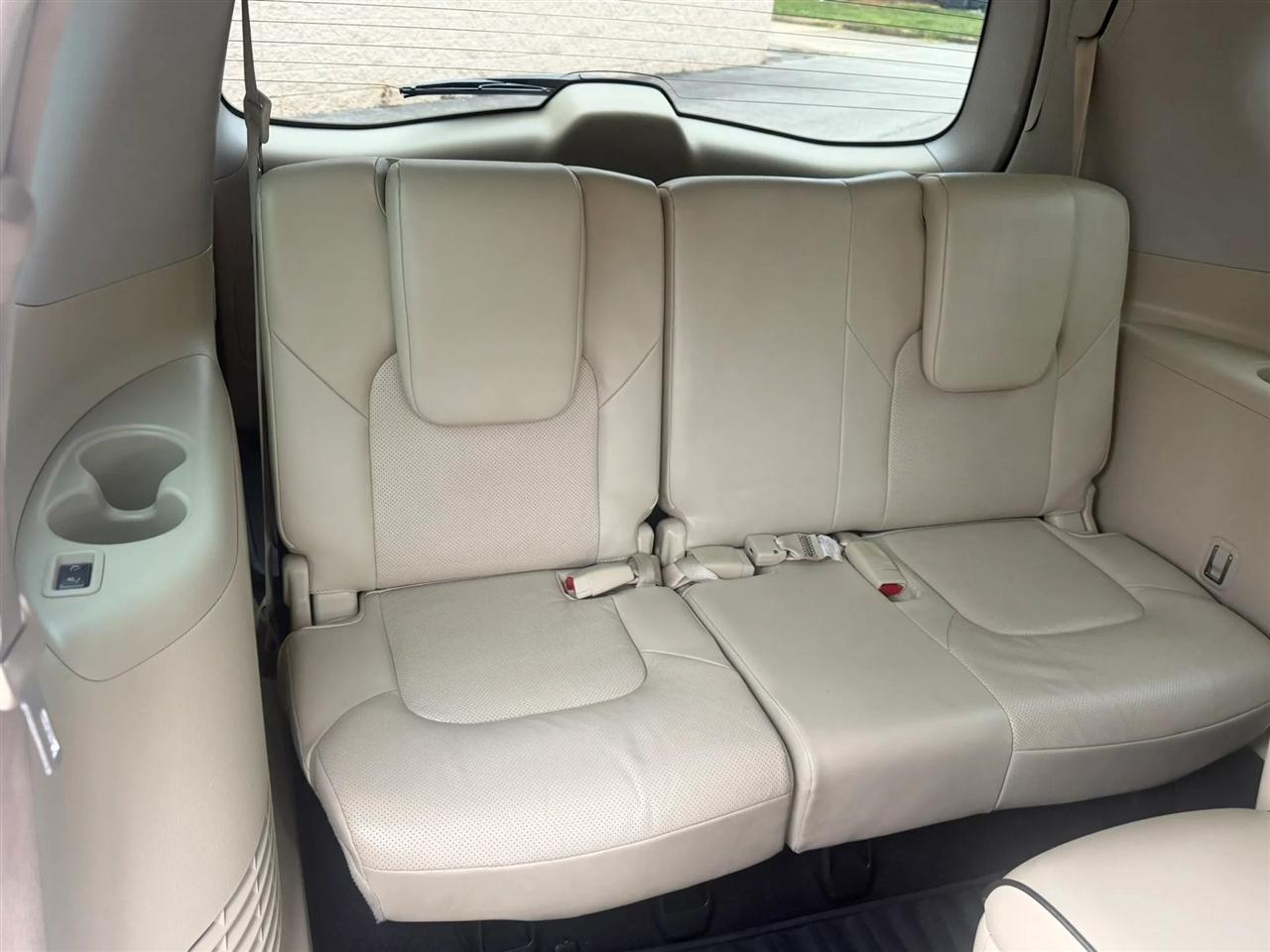 Infiniti QX80 LUXE AWD 2019
