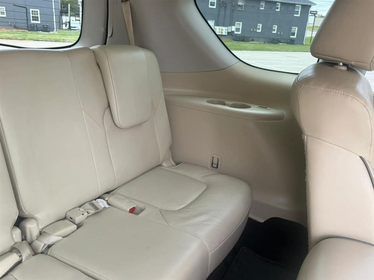 Infiniti QX80 LUXE AWD 2019