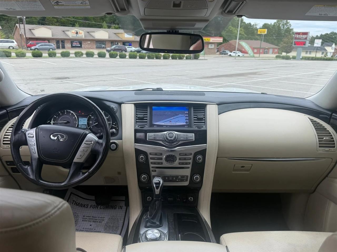 Infiniti QX80 LUXE AWD 2019
