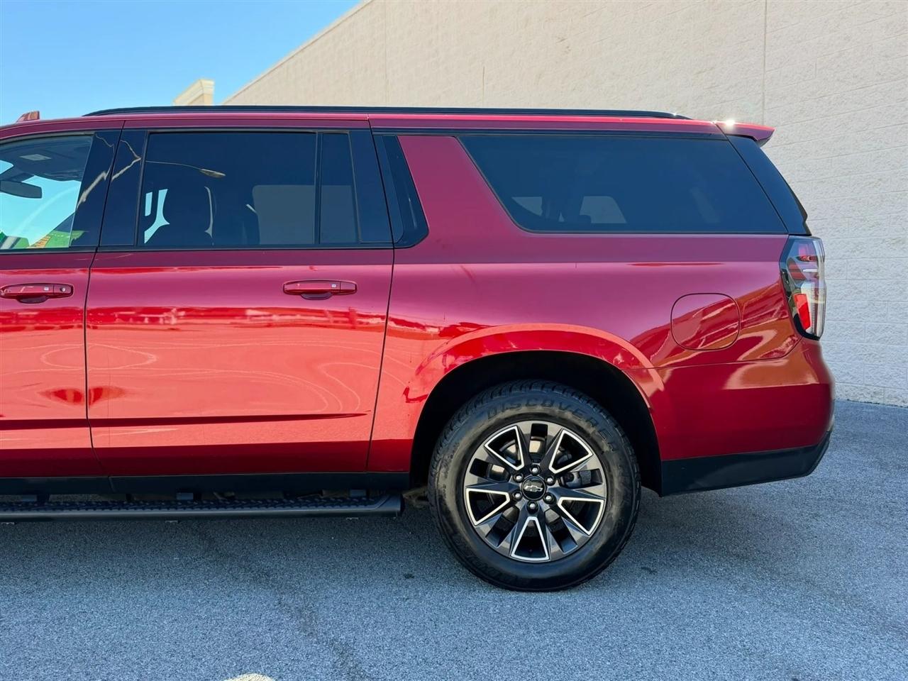 Chevrolet Suburban 4WD 4dr Z71 2021