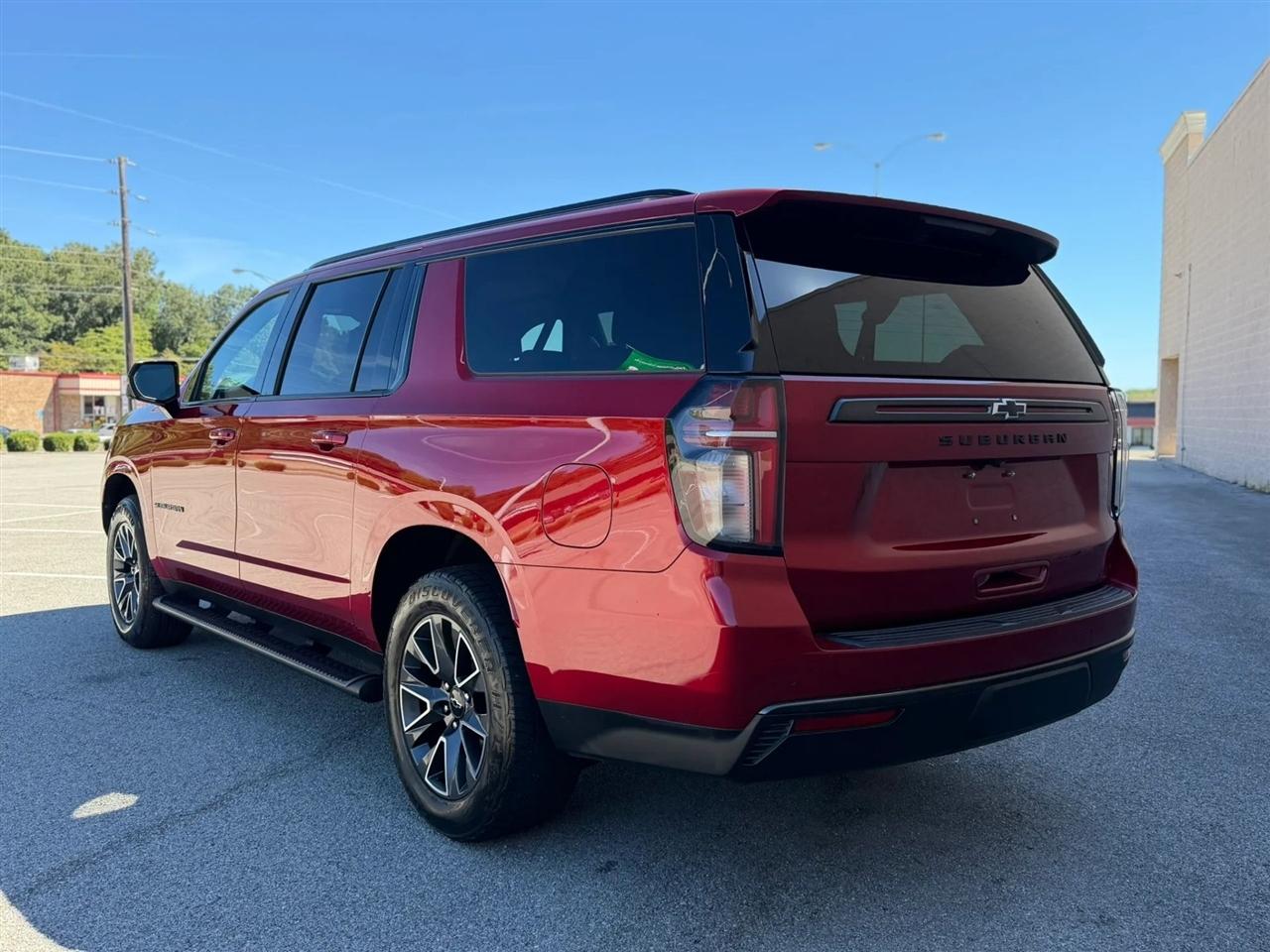Chevrolet Suburban 4WD 4dr Z71 2021
