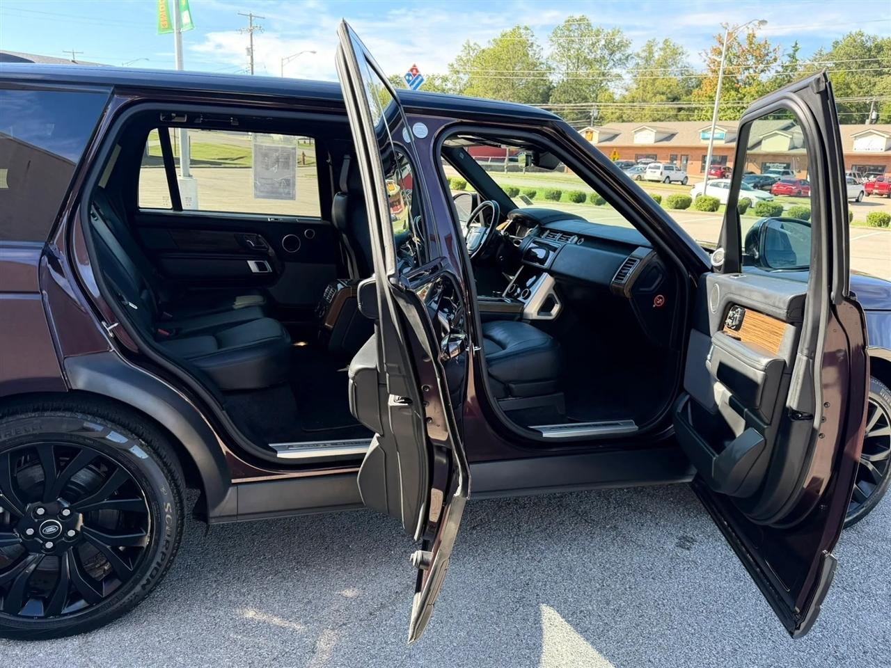 Land Rover Range Rover V8 Supercharged LWB 2018