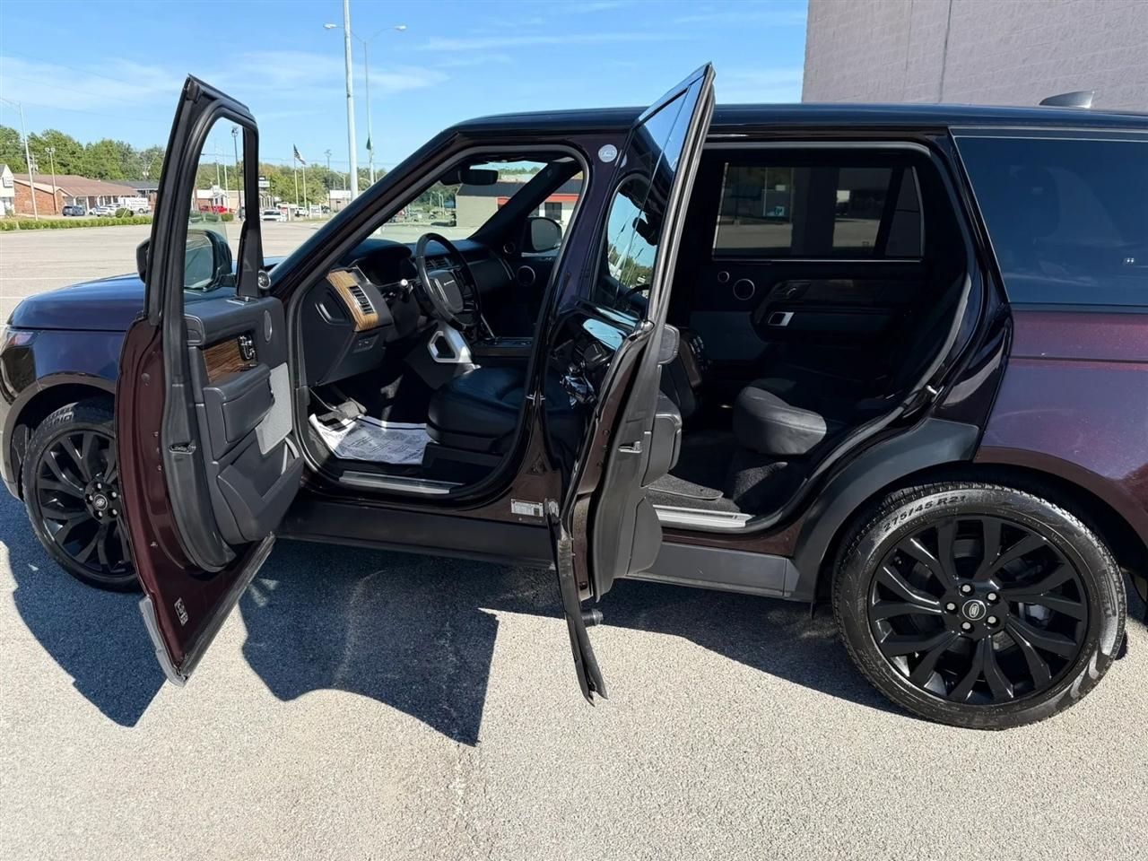 Land Rover Range Rover V8 Supercharged LWB 2018