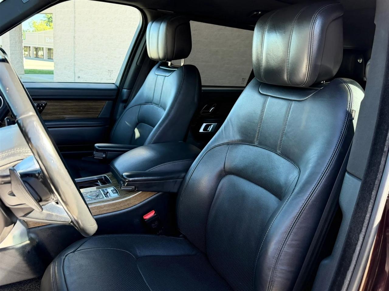 Land Rover Range Rover V8 Supercharged LWB 2018
