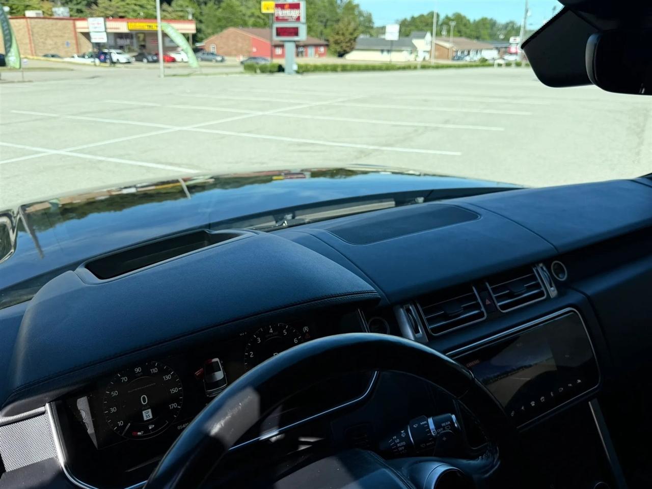 Land Rover Range Rover V8 Supercharged LWB 2018