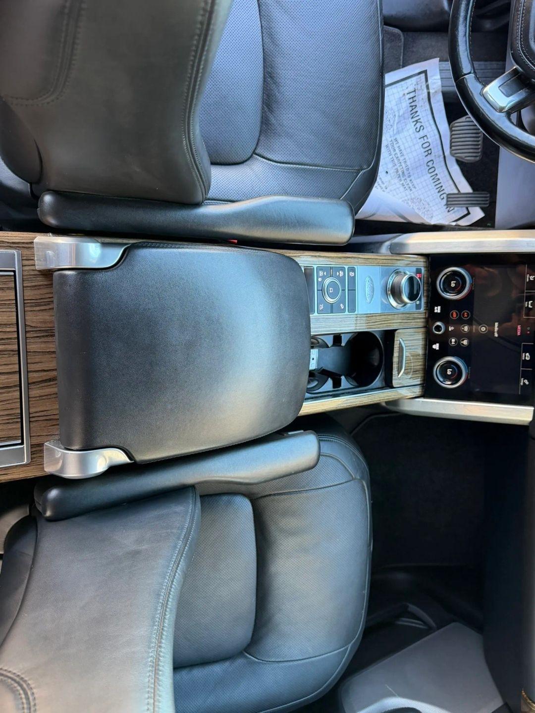 Land Rover Range Rover V8 Supercharged LWB 2018