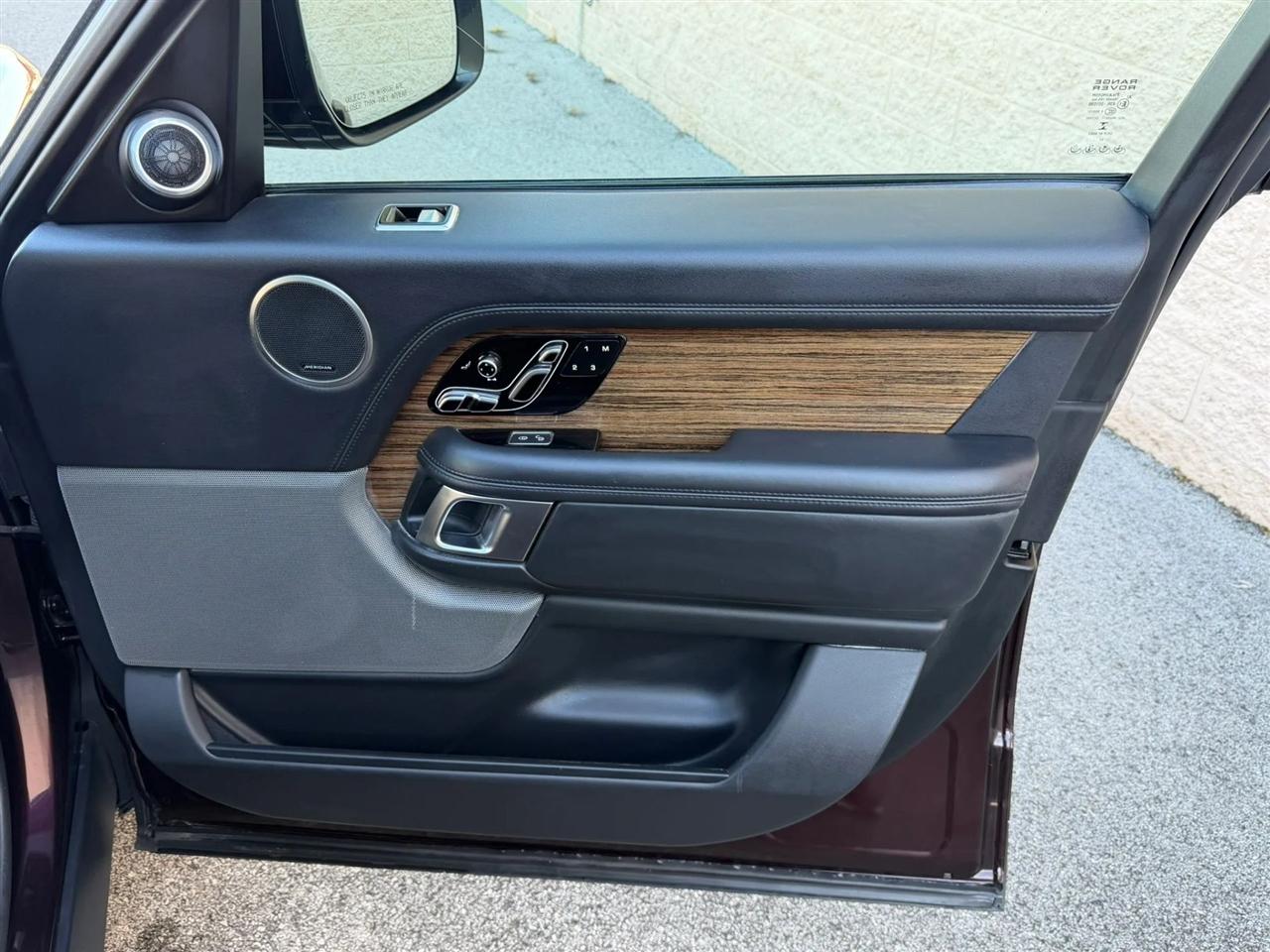 Land Rover Range Rover V8 Supercharged LWB 2018