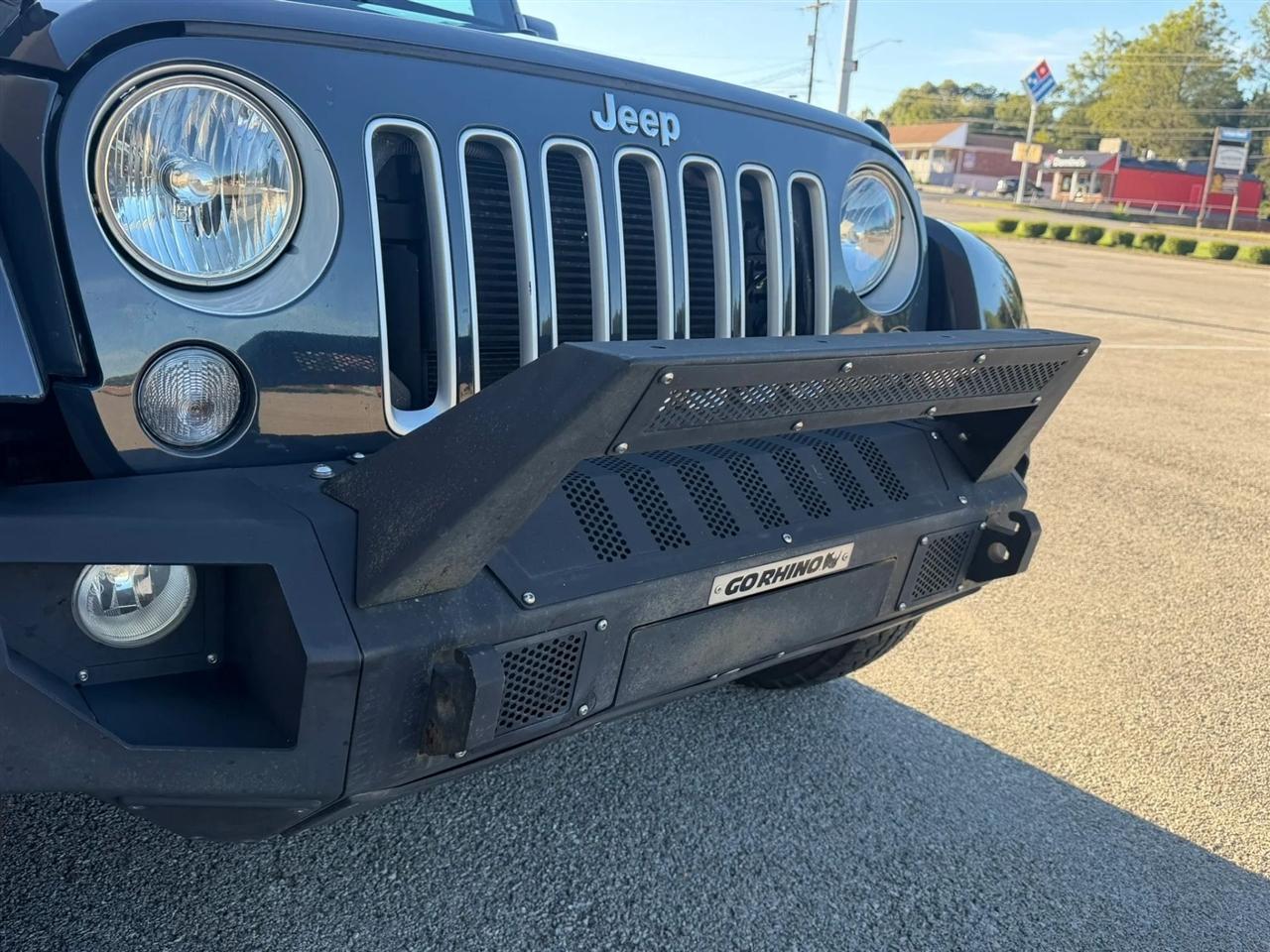 Jeep Wrangler Unlimited 4WD 4dr Sahara 2016