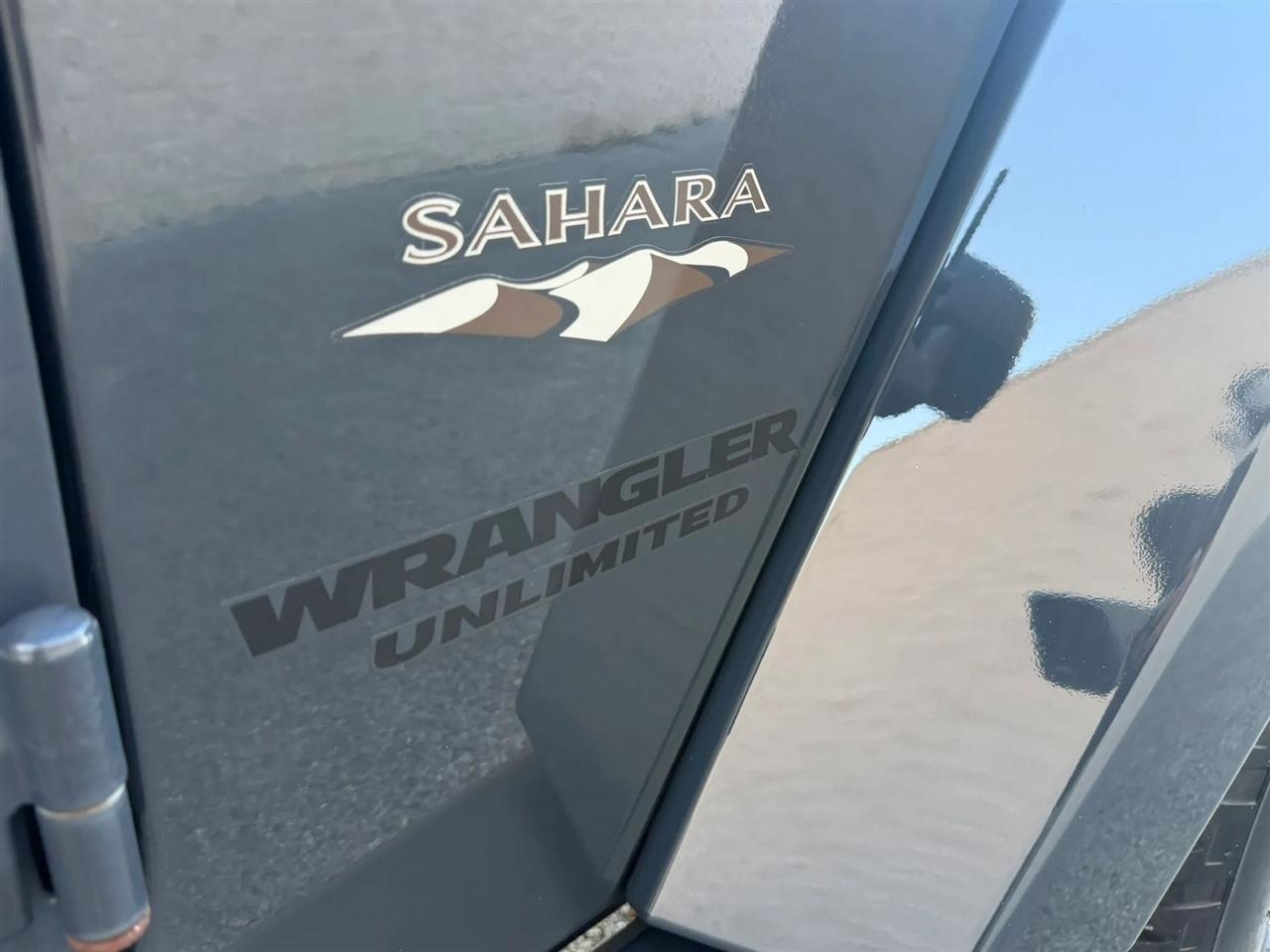 Jeep Wrangler Unlimited 4WD 4dr Sahara 2016