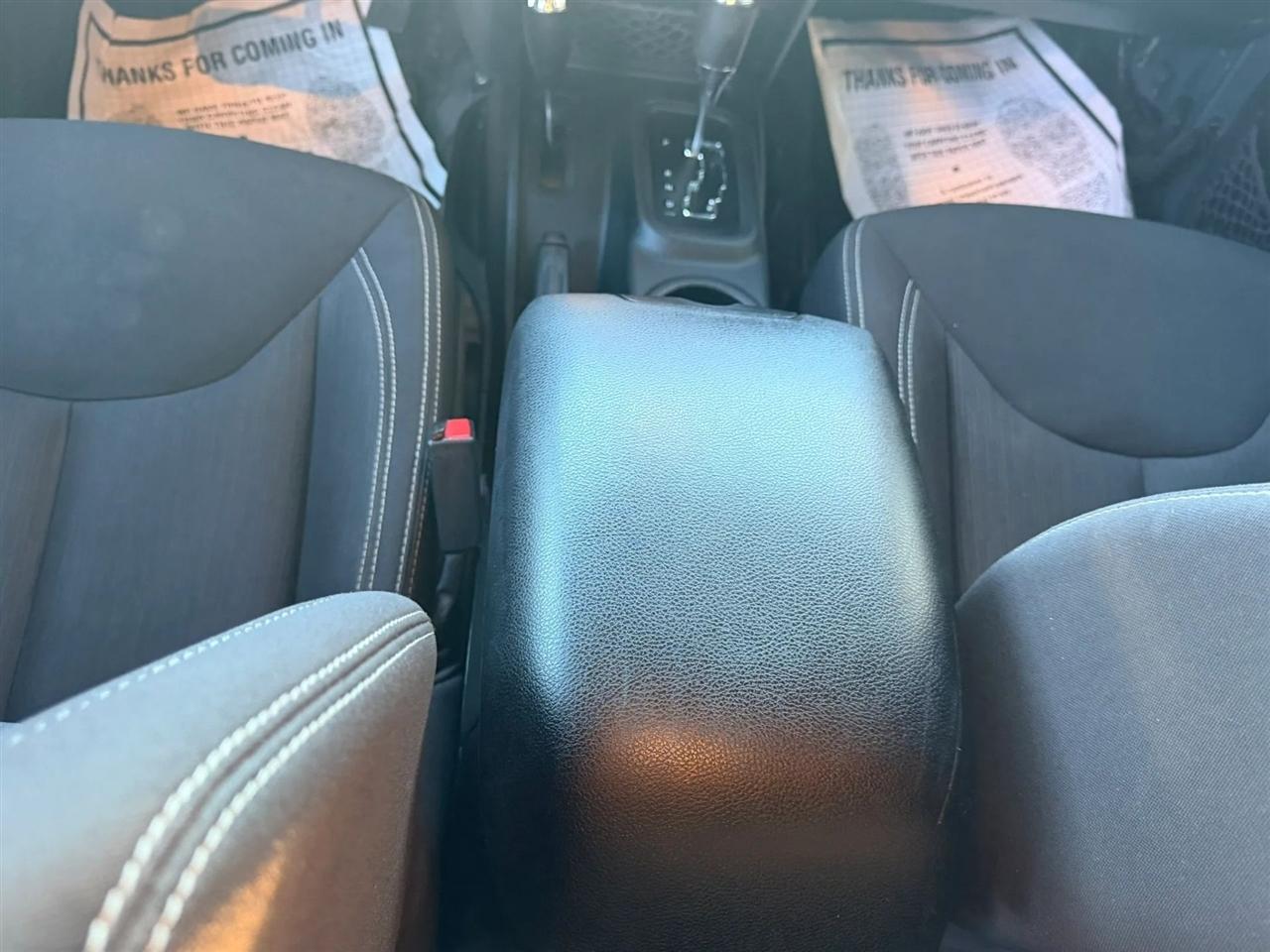 Jeep Wrangler Unlimited 4WD 4dr Sahara 2016