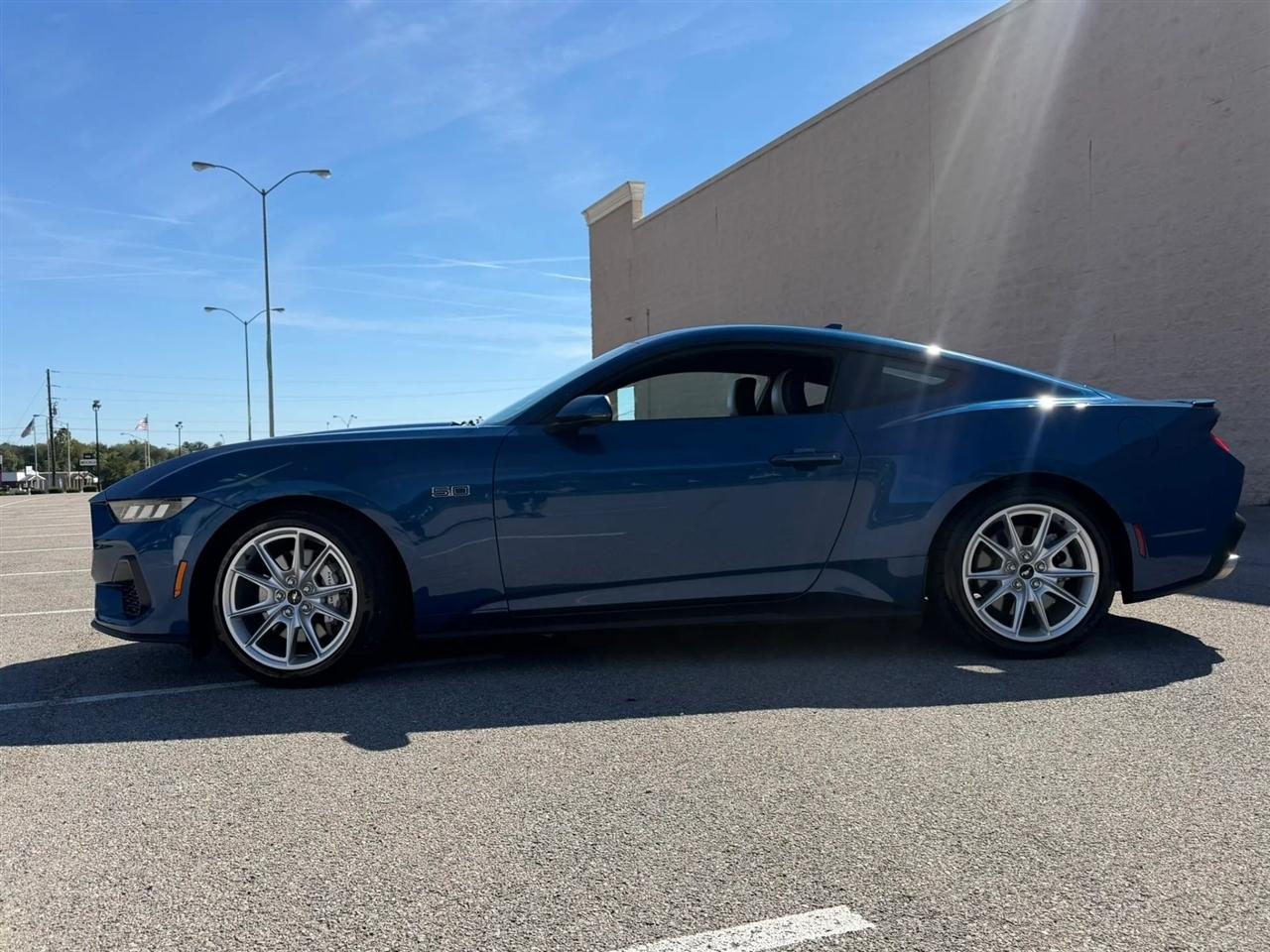 Ford Mustang GT Fastback 2024