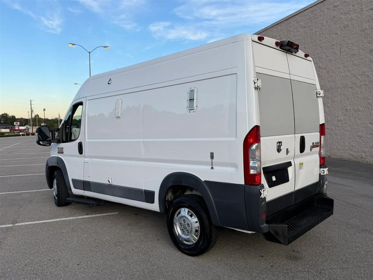 RAM ProMaster Cargo Van 1500 High Roof 136" WB 2017