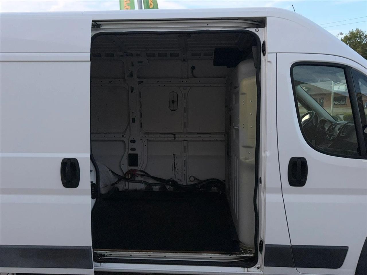RAM ProMaster Cargo Van 1500 High Roof 136" WB 2017