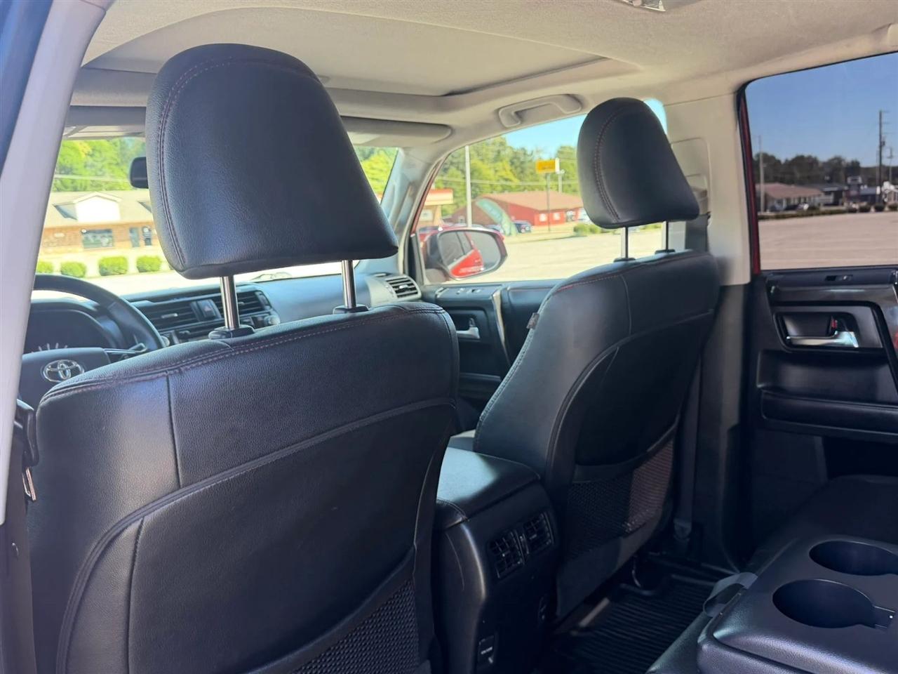 Toyota 4Runner TRD Off Road Premium 4WD (Natl) 2019