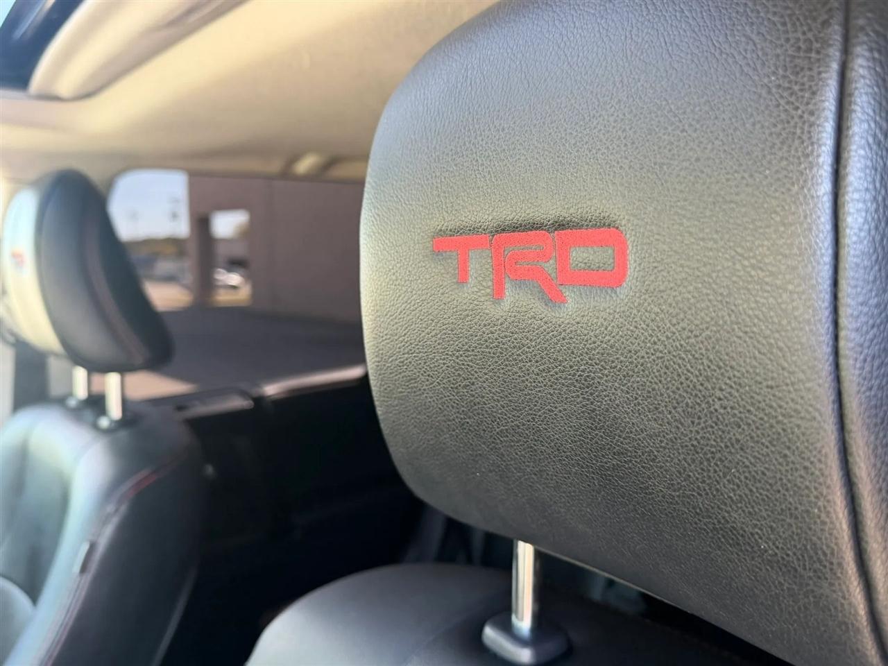 Toyota 4Runner TRD Off Road Premium 4WD (Natl) 2019