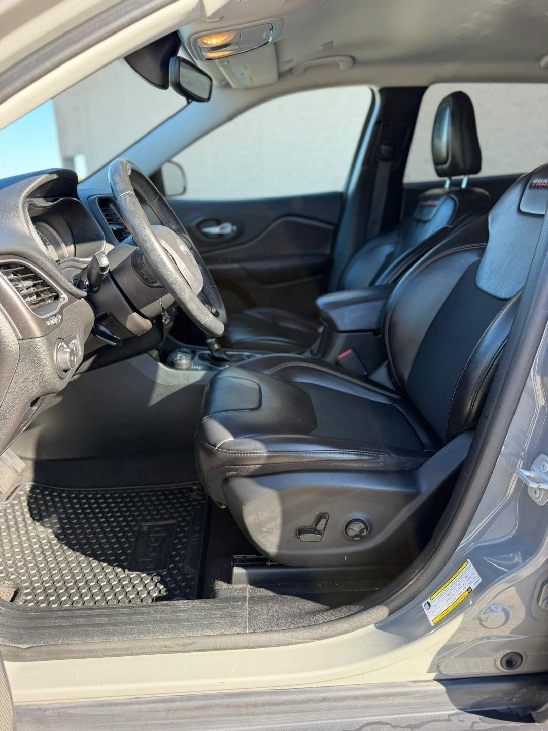 Jeep Cherokee Trailhawk 4x4 2019