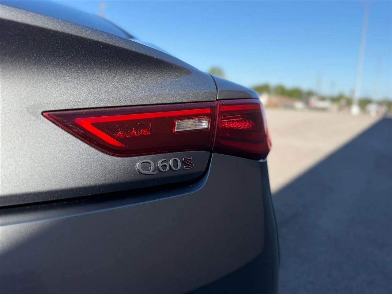 Infiniti Q60 Red Sport 400 AWD 2017