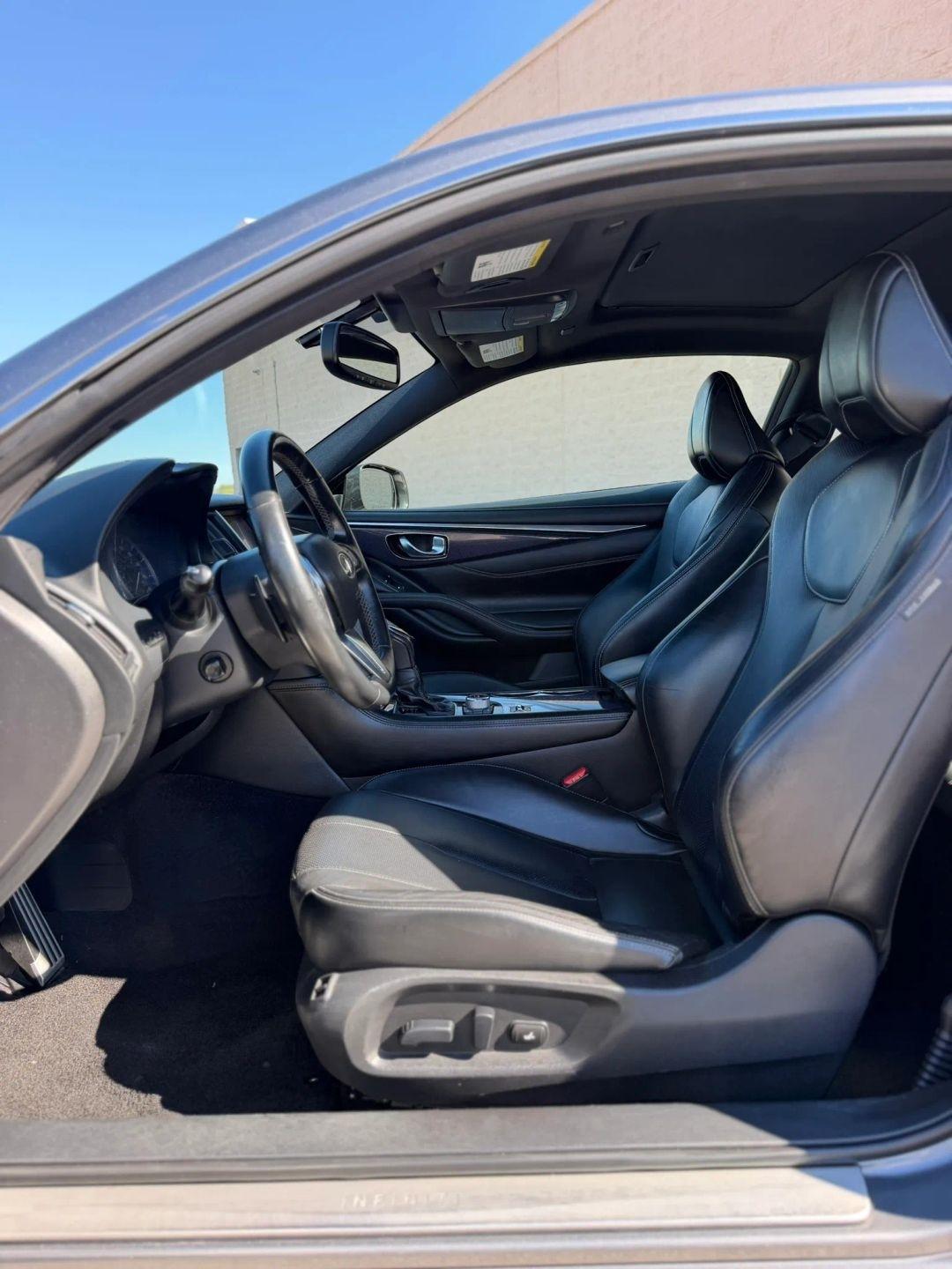 Infiniti Q60 Red Sport 400 AWD 2017