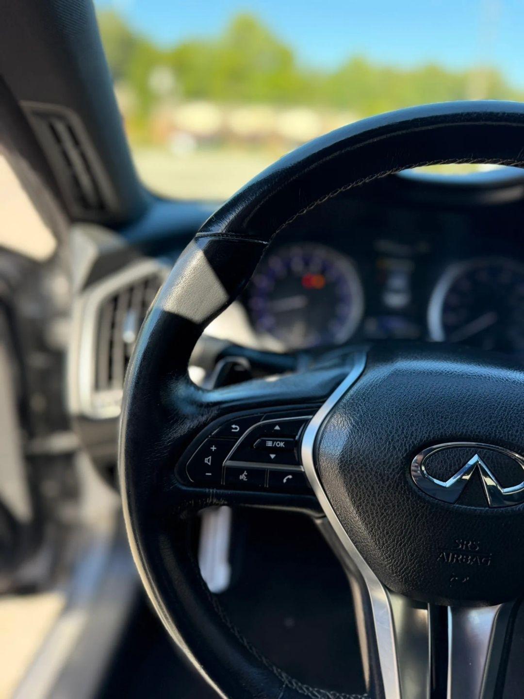 Infiniti Q60 Red Sport 400 AWD 2017