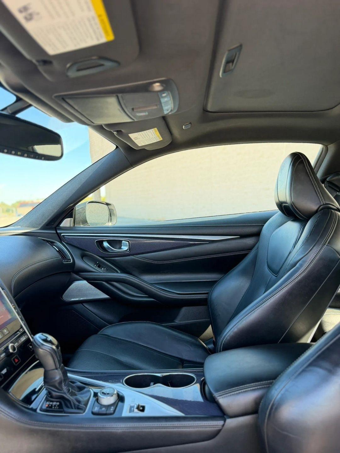 Infiniti Q60 Red Sport 400 AWD 2017